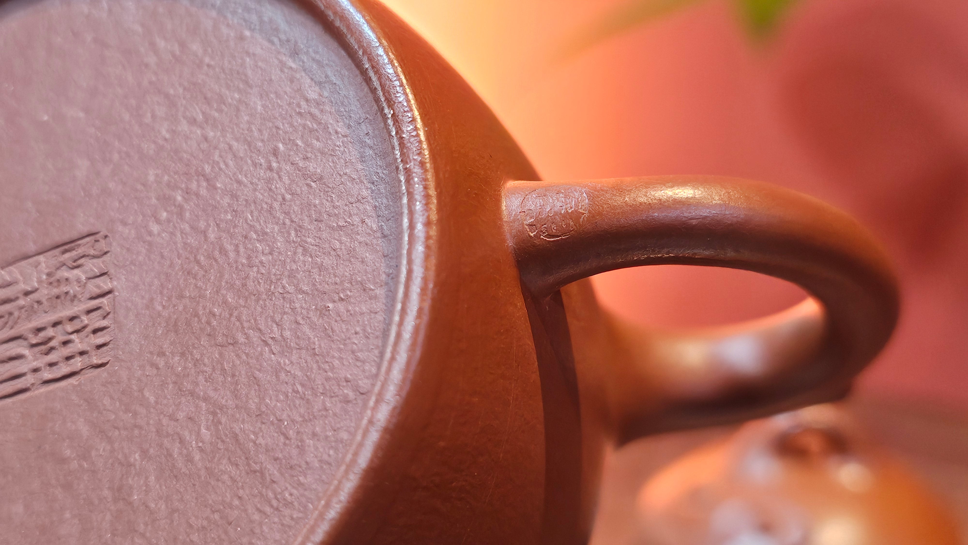 Qin Quan 秦权, with Oriental Clouds Embellishments 云朵贴花工艺, 187.8ml, Xiao Mei Yao Zhu Ni 小煤窑朱泥, by Craftsman Chen Yue Fei 陈跃飞 ~ Congratulations!to Mr C.M.! 1116hrs 31st Oct 2025, Renens! Switzerland🇨🇭!