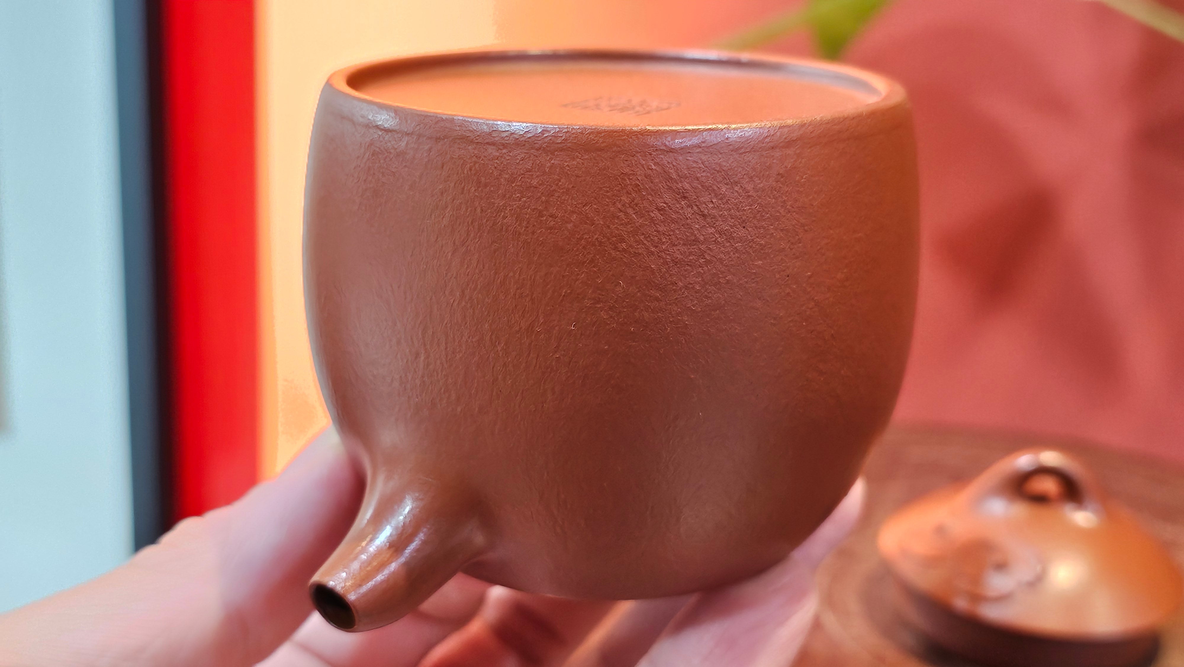 Qin Quan 秦权, with Oriental Clouds Embellishments 云朵贴花工艺, 187.8ml, Xiao Mei Yao Zhu Ni 小煤窑朱泥, by Craftsman Chen Yue Fei 陈跃飞 ~ Congratulations!to Mr C.M.! 1116hrs 31st Oct 2025, Renens! Switzerland🇨🇭!