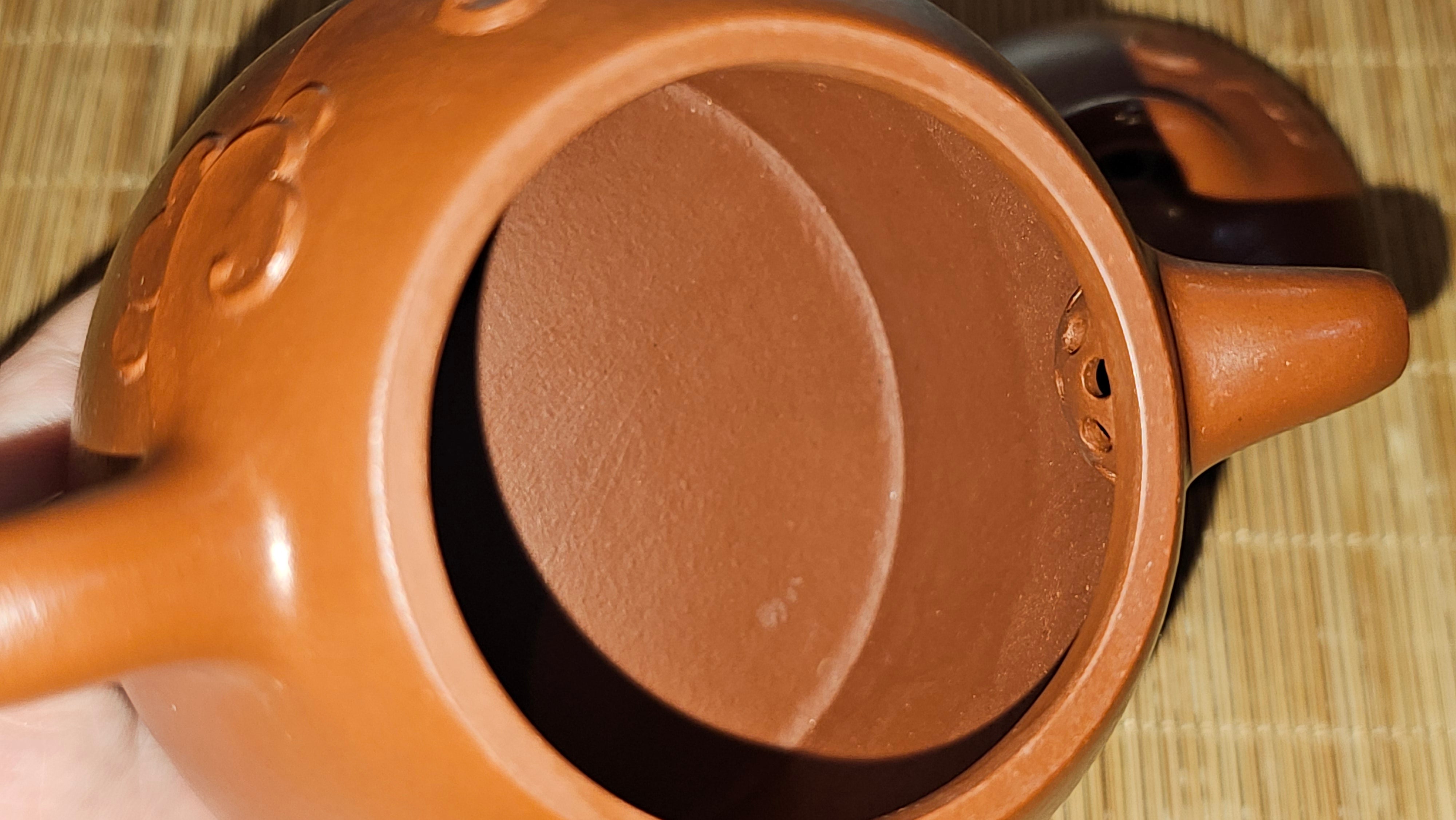 Qin Quan 秦权, with Oriental Clouds Embellishments 云朵贴花工艺, 187.8ml, Xiao Mei Yao Zhu Ni 小煤窑朱泥, by Craftsman Chen Yue Fei 陈跃飞 ~ Congratulations!to Mr C.M.! 1116hrs 31st Oct 2025, Renens! Switzerland🇨🇭!