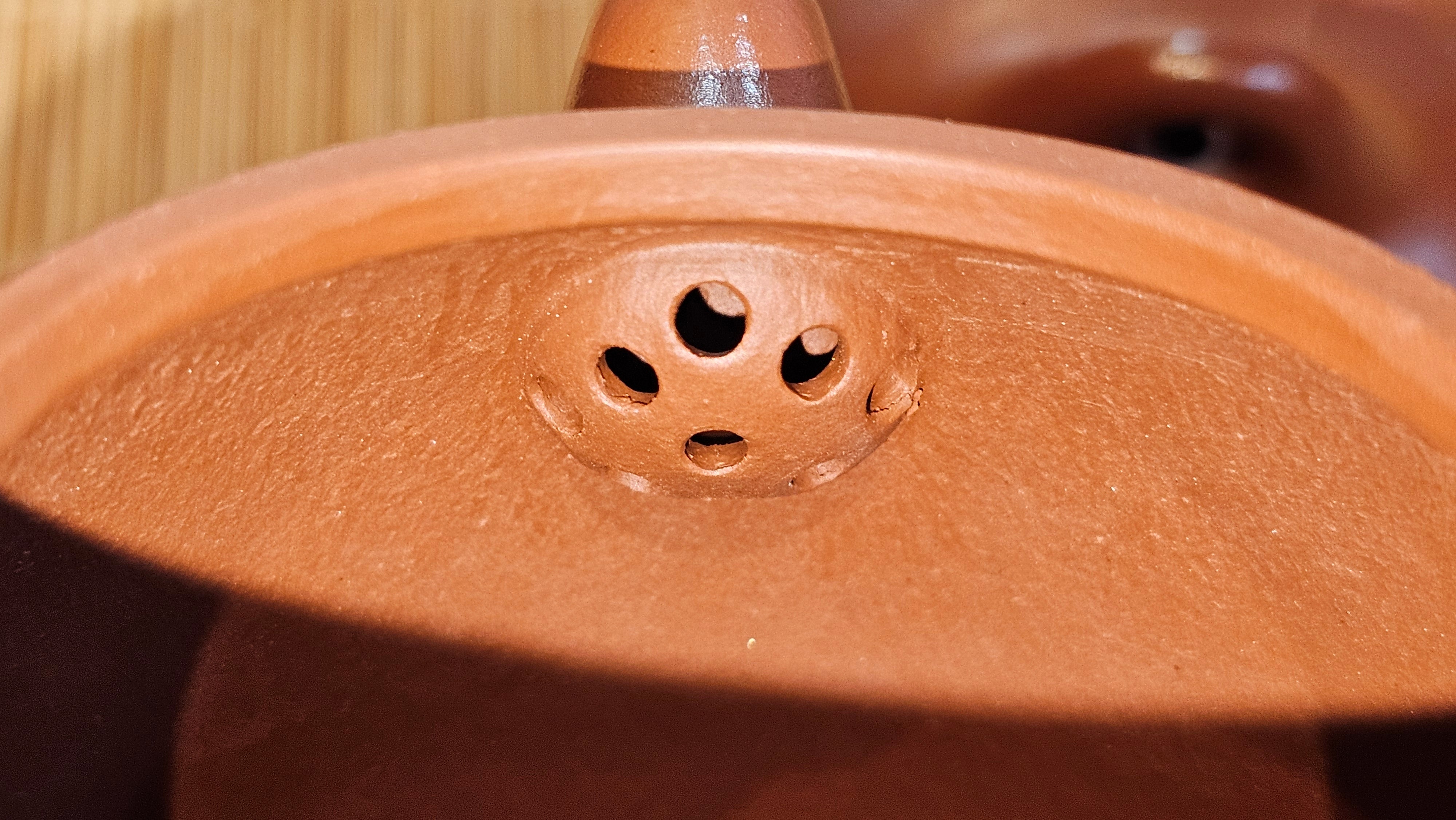 Qin Quan 秦权, with Oriental Clouds Embellishments 云朵贴花工艺, 187.8ml, Xiao Mei Yao Zhu Ni 小煤窑朱泥, by Craftsman Chen Yue Fei 陈跃飞 ~ Congratulations!to Mr C.M.! 1116hrs 31st Oct 2025, Renens! Switzerland🇨🇭!