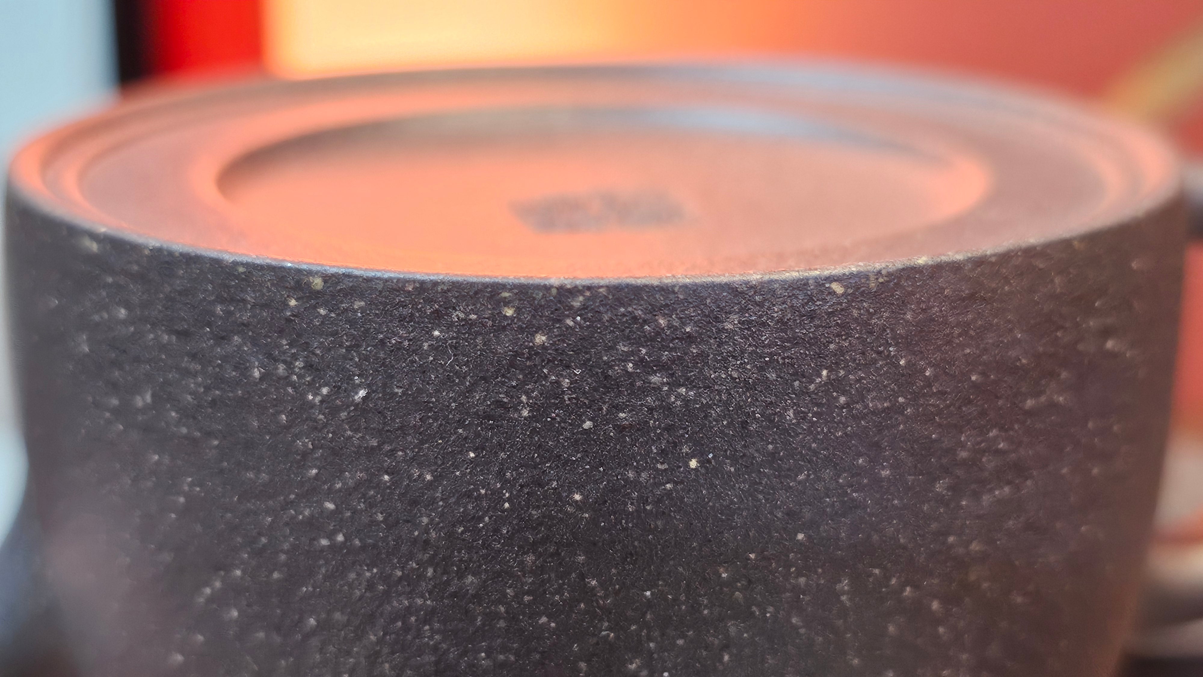 Niu Gai Jing Lan《牛盖井栏》, 162.3ml, Hei Zi Ni 黑紫泥, with Chinese Bronze Age Patterns~Engraving Art 青铜器纹样~刻绘, by our Craftsman Zhang Huan 张欢 ~ Congratulations to Mr F.S.! 2313hrs 22nd Oct 2025, Grenoble! France🇫🇷!