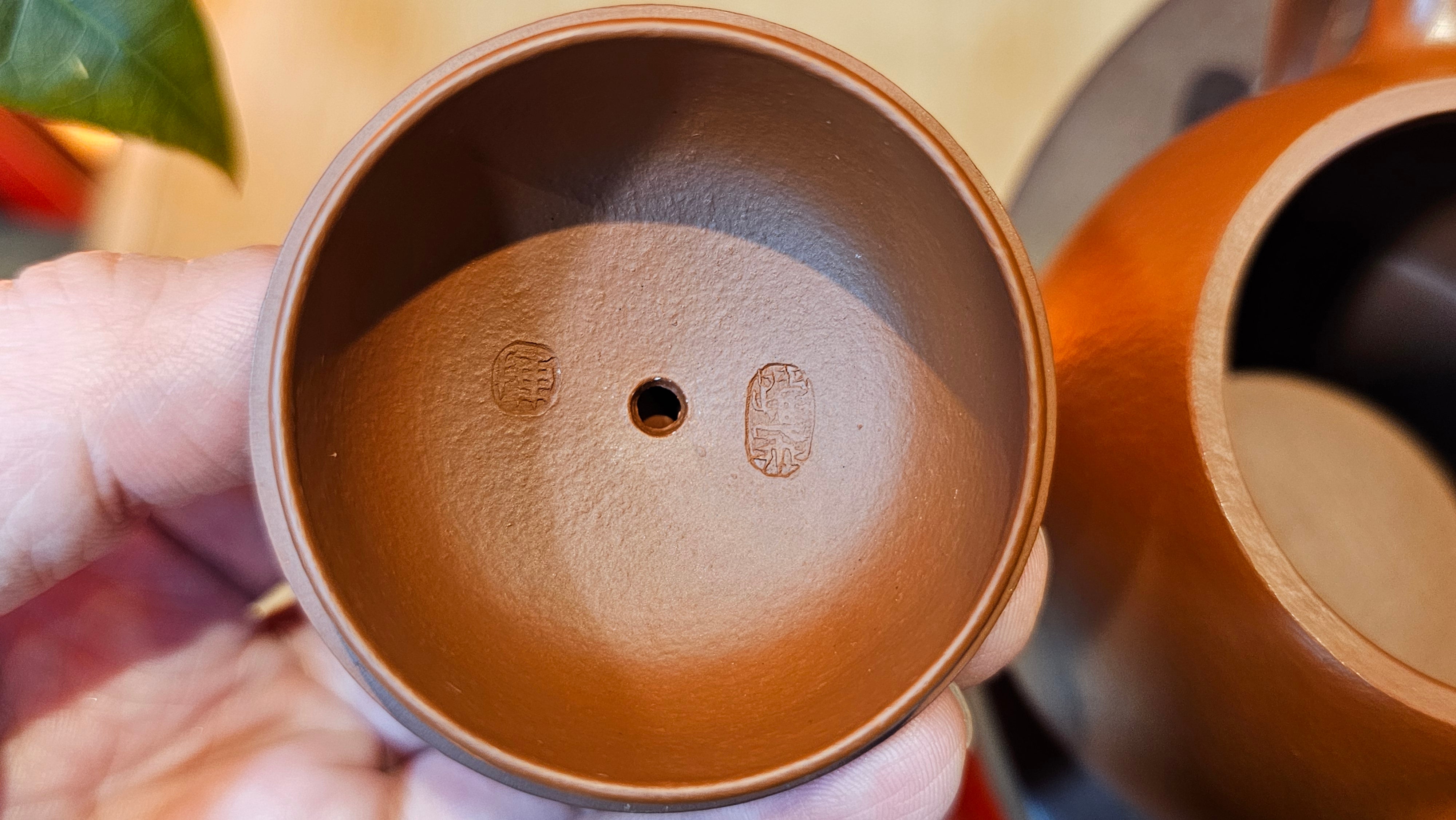 Qin Quan 秦权, with Oriental Clouds Embellishments 云朵贴花工艺, 187.8ml, Xiao Mei Yao Zhu Ni 小煤窑朱泥, by Craftsman Chen Yue Fei 陈跃飞 ~ Congratulations!to Mr C.M.! 1116hrs 31st Oct 2025, Renens! Switzerland🇨🇭!