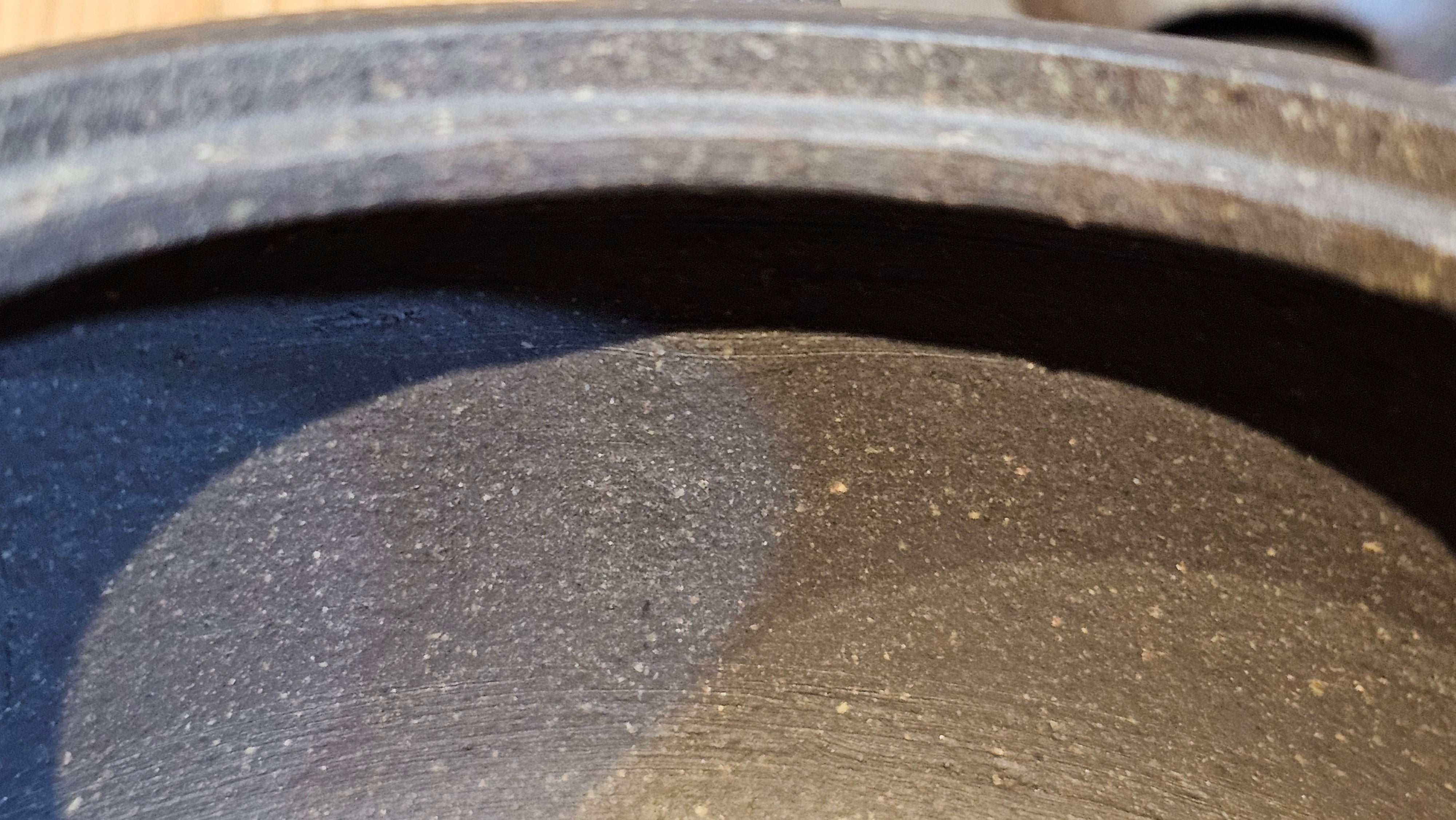 Niu Gai Jing Lan《牛盖井栏》, 162.3ml, Hei Zi Ni 黑紫泥, with Chinese Bronze Age Patterns~Engraving Art 青铜器纹样~刻绘, by our Craftsman Zhang Huan 张欢 ~ Congratulations to Mr F.S.! 2313hrs 22nd Oct 2025, Grenoble! France🇫🇷!