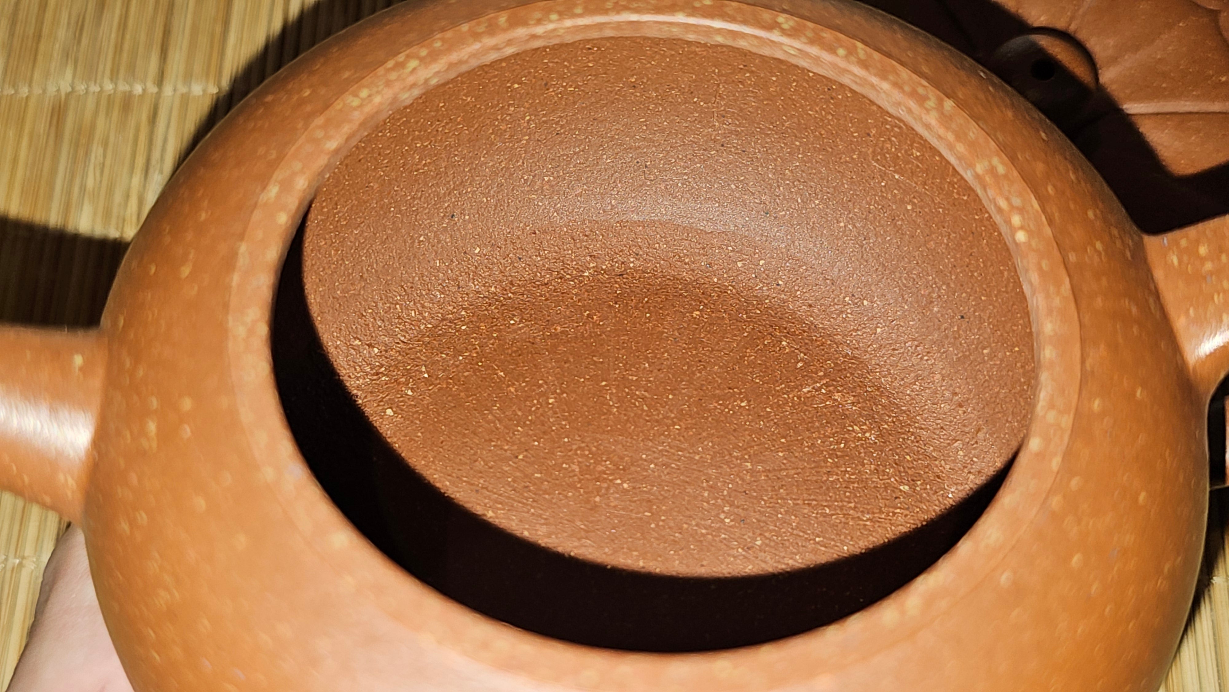 Lian Pu《莲蒲》, 163.7ml, Hong Jiang Po Ni 红降坡泥, by Craftsman Yang Pin Ting 杨聘婷 ~ Congratulations!to Ms J.C.! 1500hrs 26th Oct 2025, Los Angeles, CA!