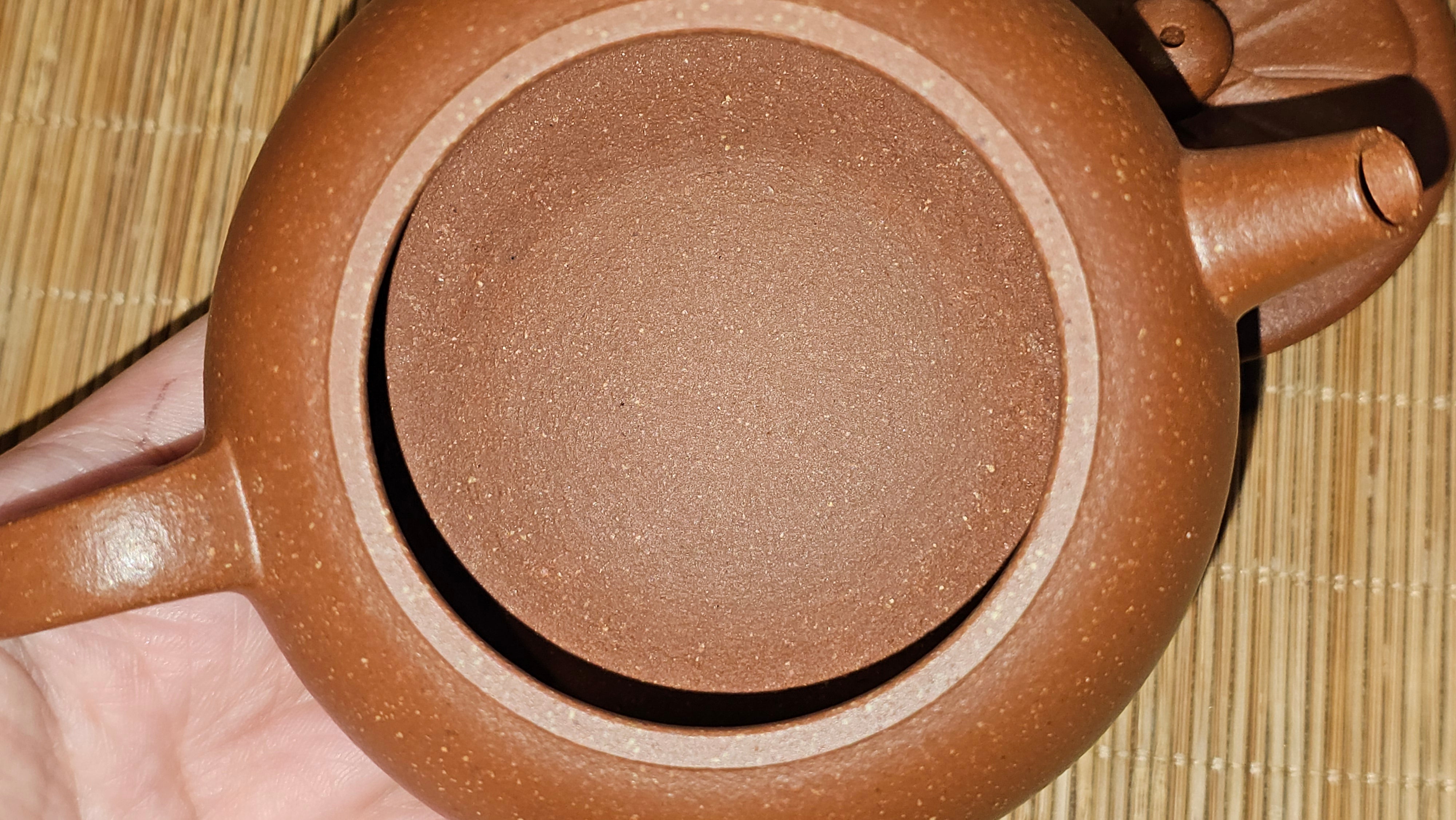 Lian Pu《莲蒲》, 163.7ml, Hong Jiang Po Ni 红降坡泥, by Craftsman Yang Pin Ting 杨聘婷 ~ Congratulations!to Ms J.C.! 1500hrs 26th Oct 2025, Los Angeles, CA!