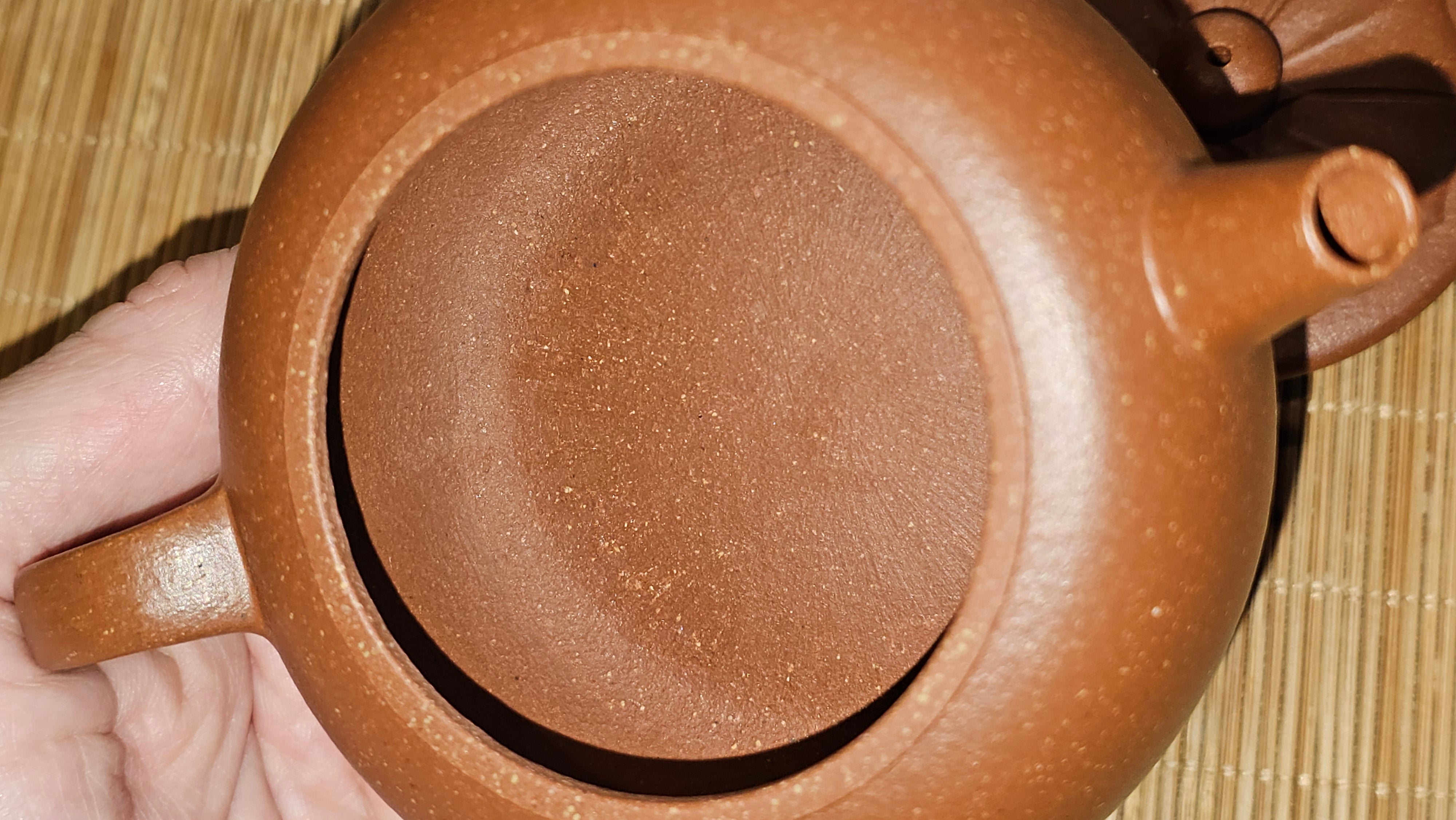 Lian Pu《莲蒲》, 163.7ml, Hong Jiang Po Ni 红降坡泥, by Craftsman Yang Pin Ting 杨聘婷 ~ Congratulations!to Ms J.C.! 1500hrs 26th Oct 2025, Los Angeles, CA!