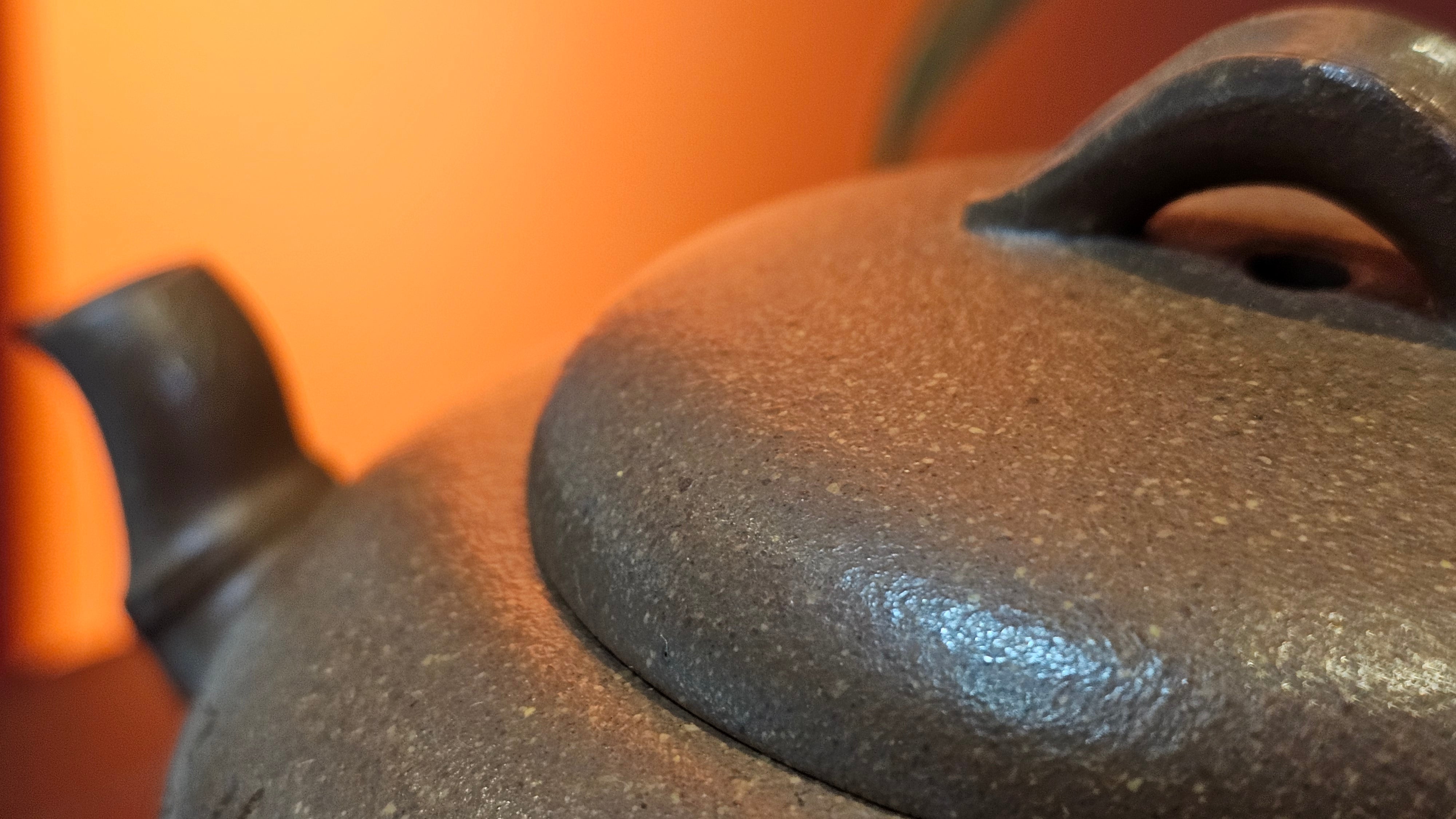 《一叶知秋》Yi Ye Zhi Qiu ~ "The Autumn Leaf", 168.2ml, Bao Shan Duan Ni 宝山段泥, by our Craftsman Zhang Huan 张欢, Bamboo and Calligraphy Engraving by Craftsman Yi Cheng 逸成  ~ Congratulations to Mr G.T.! 1418hrs 24th Oct 2025, Singapore🇸🇬!