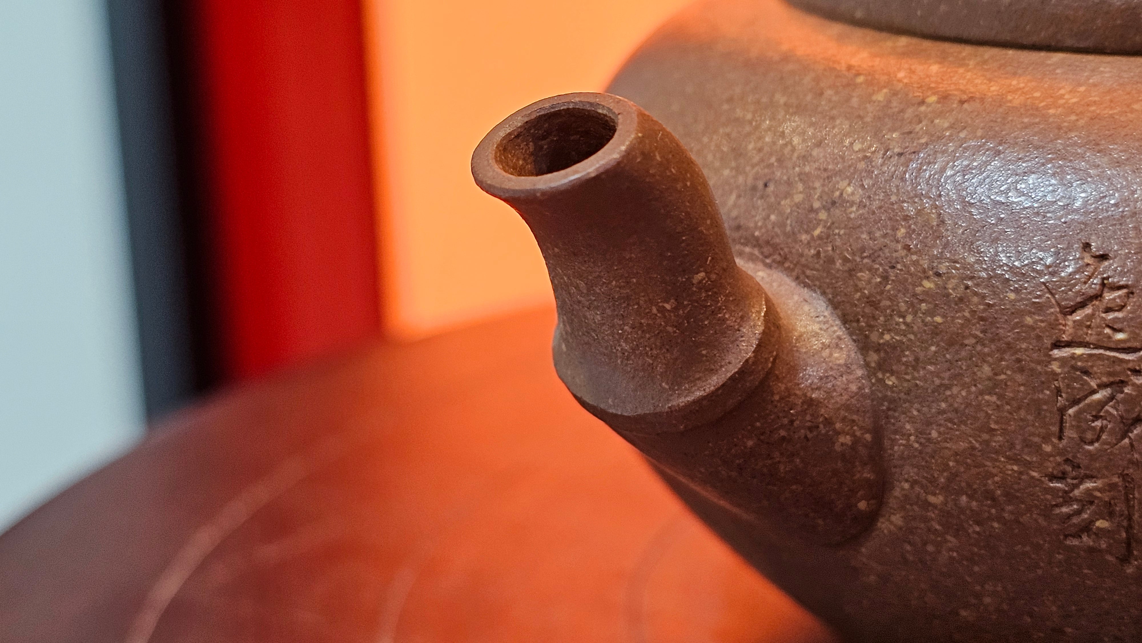 《一叶知秋》Yi Ye Zhi Qiu ~ "The Autumn Leaf", 168.2ml, Bao Shan Duan Ni 宝山段泥, by our Craftsman Zhang Huan 张欢, Bamboo and Calligraphy Engraving by Craftsman Yi Cheng 逸成  ~ Congratulations to Mr G.T.! 1418hrs 24th Oct 2025, Singapore🇸🇬!