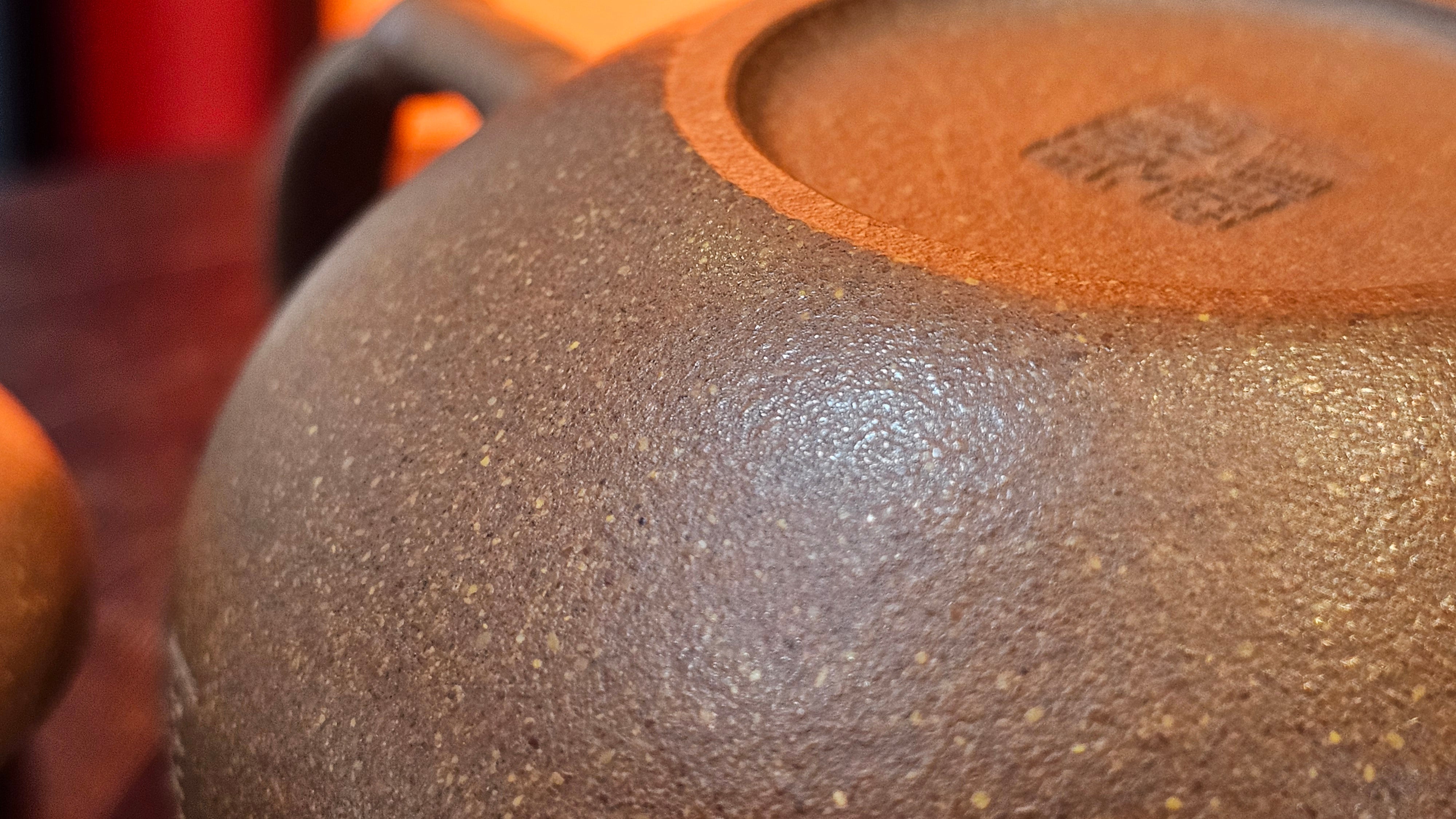 《一叶知秋》Yi Ye Zhi Qiu ~ "The Autumn Leaf", 168.2ml, Bao Shan Duan Ni 宝山段泥, by our Craftsman Zhang Huan 张欢, Bamboo and Calligraphy Engraving by Craftsman Yi Cheng 逸成  ~ Congratulations to Mr G.T.! 1418hrs 24th Oct 2025, Singapore🇸🇬!