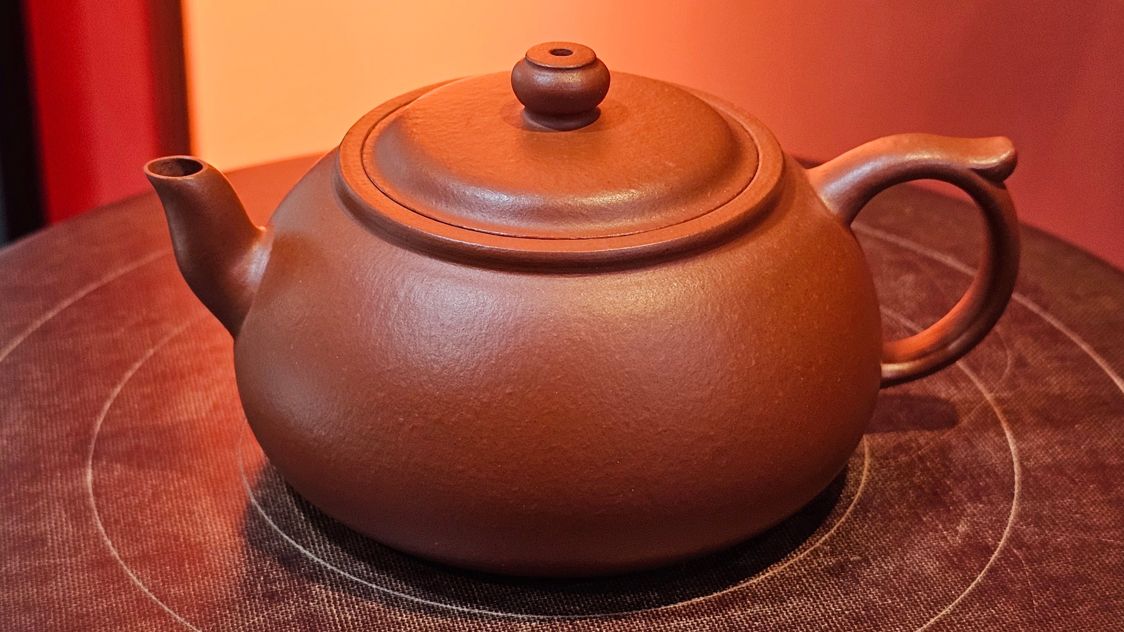 Guan Bo 观博, 98.8ml, Xiao Mei Yao Zhu Ni 小煤窑朱泥, by Craftsman Zhai Yi Yao 翟一耀 ~ Congratulations to Mr A.M.! 1244hrs 23rd Oct 2025, Bellaria-Igea! Italy🇮🇹!