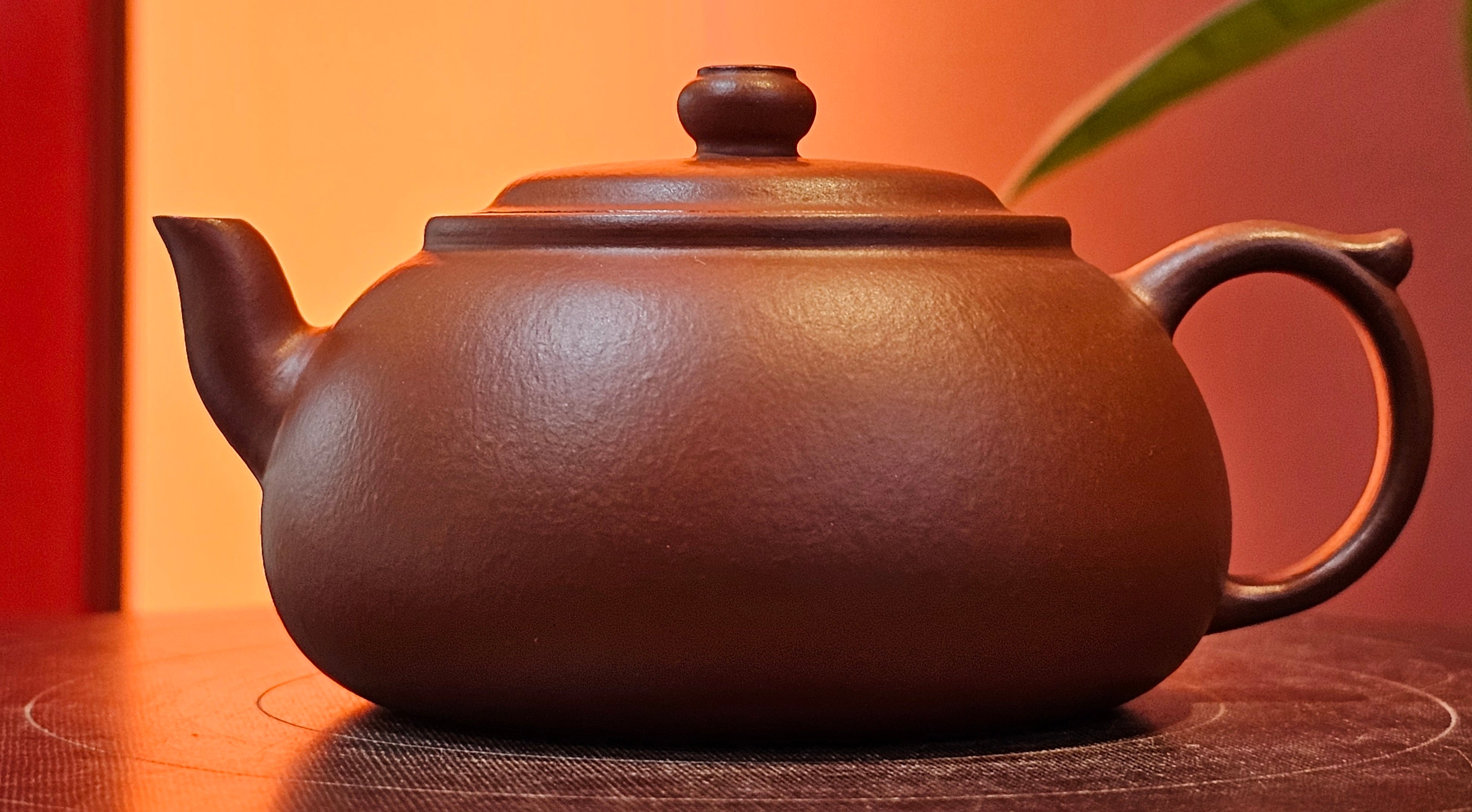 Guan Bo 观博, 98.8ml, Xiao Mei Yao Zhu Ni 小煤窑朱泥, by Craftsman Zhai Yi Yao 翟一耀 ~ Congratulations to Mr A.M.! 1244hrs 23rd Oct 2025, Bellaria-Igea! Italy🇮🇹!