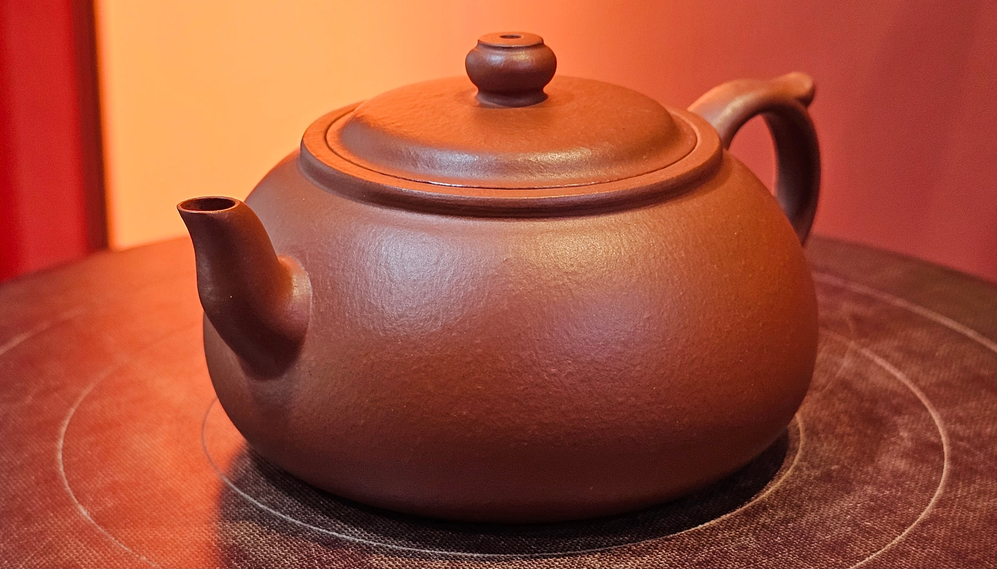 Guan Bo 观博, 98.8ml, Xiao Mei Yao Zhu Ni 小煤窑朱泥, by Craftsman Zhai Yi Yao 翟一耀 ~ Congratulations to Mr A.M.! 1244hrs 23rd Oct 2025, Bellaria-Igea! Italy🇮🇹!