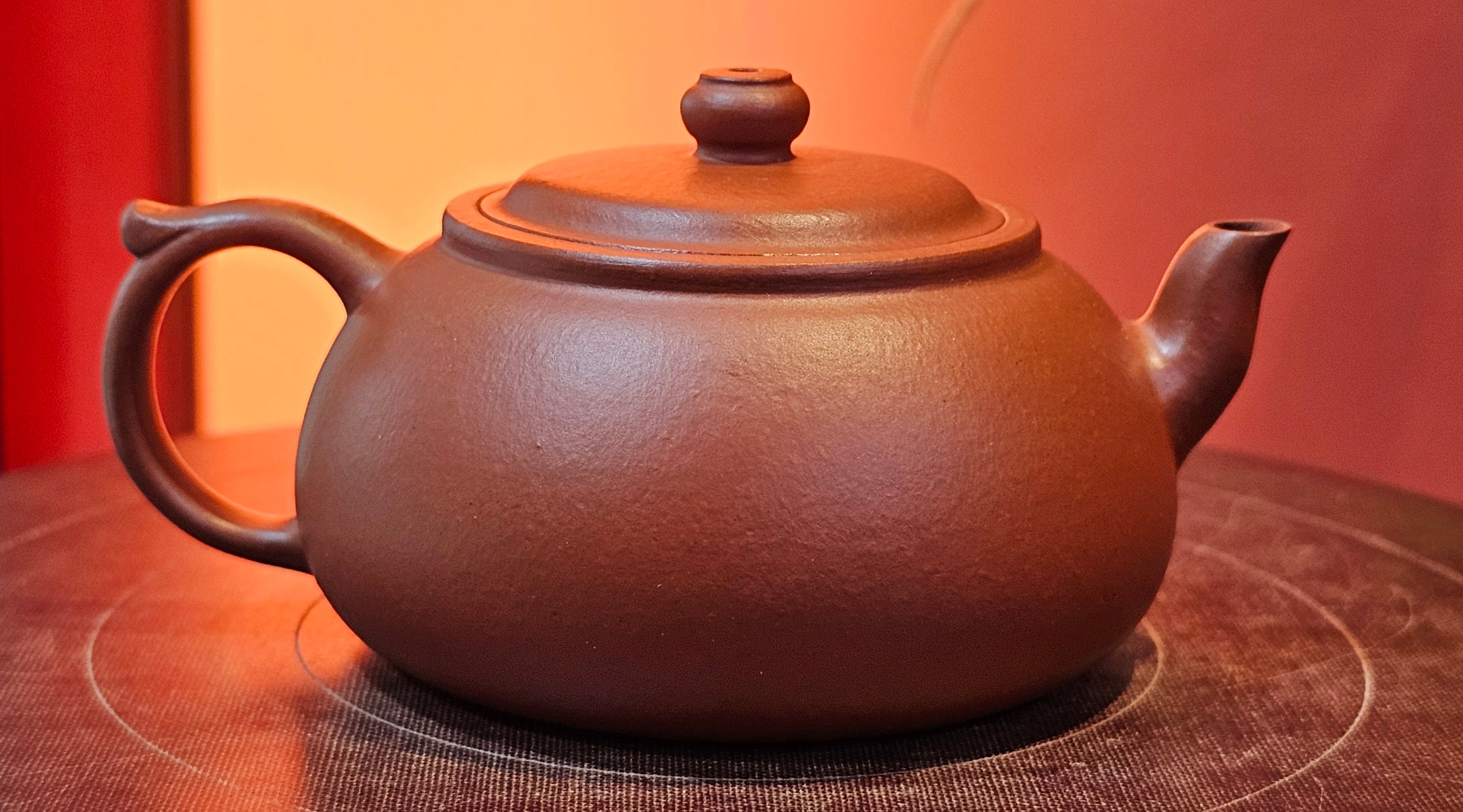 Guan Bo 观博, 98.8ml, Xiao Mei Yao Zhu Ni 小煤窑朱泥, by Craftsman Zhai Yi Yao 翟一耀 ~ Congratulations to Mr A.M.! 1244hrs 23rd Oct 2025, Bellaria-Igea! Italy🇮🇹!