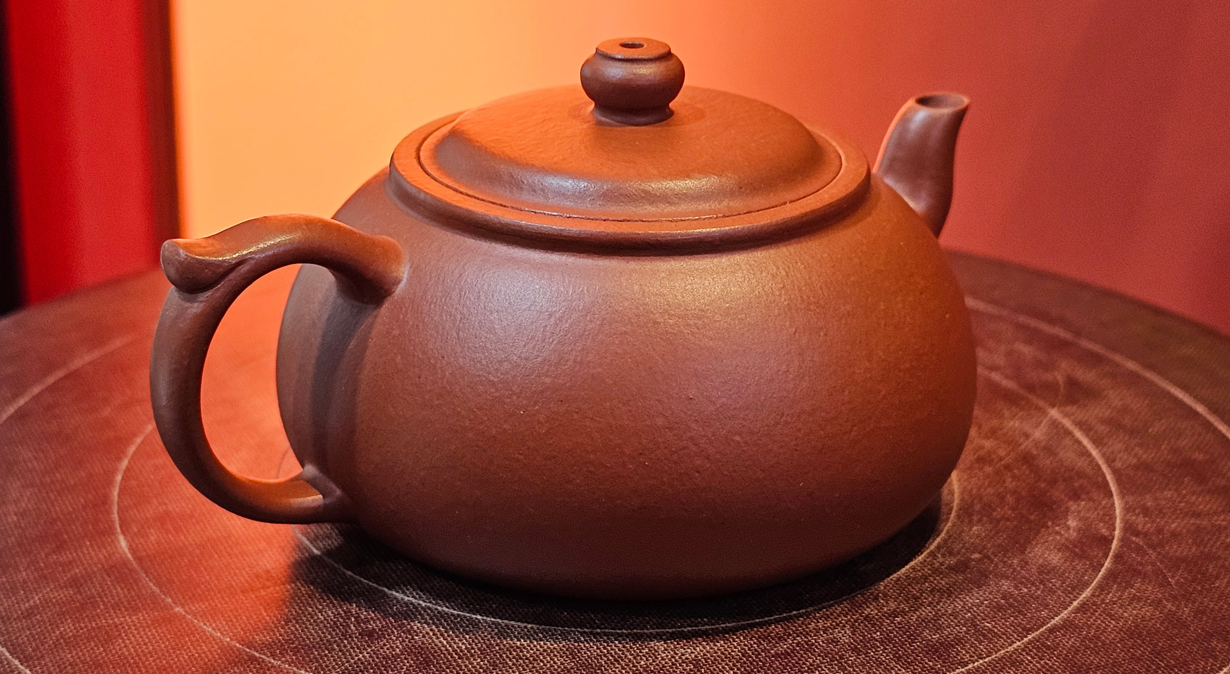 Guan Bo 观博, 98.8ml, Xiao Mei Yao Zhu Ni 小煤窑朱泥, by Craftsman Zhai Yi Yao 翟一耀 ~ Congratulations to Mr A.M.! 1244hrs 23rd Oct 2025, Bellaria-Igea! Italy🇮🇹!