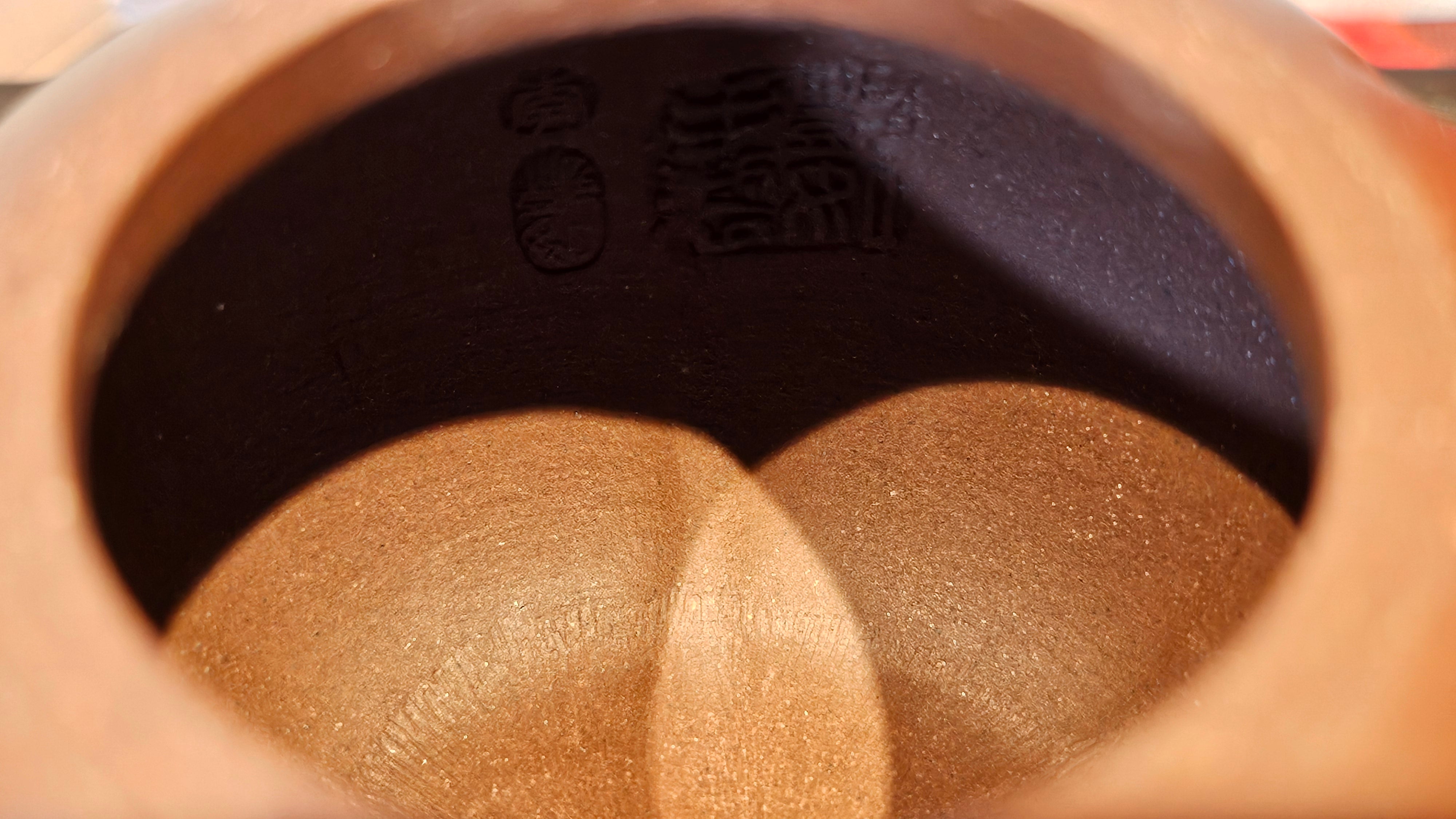 《茄瓜》"Qie Gua", 200.3ml, Di Cao Qing Zi Ni 底槽青紫泥 ~ Crafted by L3A Consummate Master Artist Li Yan Ru 李艳如 ~!Congratulations to Ms M.L., 1433hrs 25th Oct 2025, Phoenix! AZ!