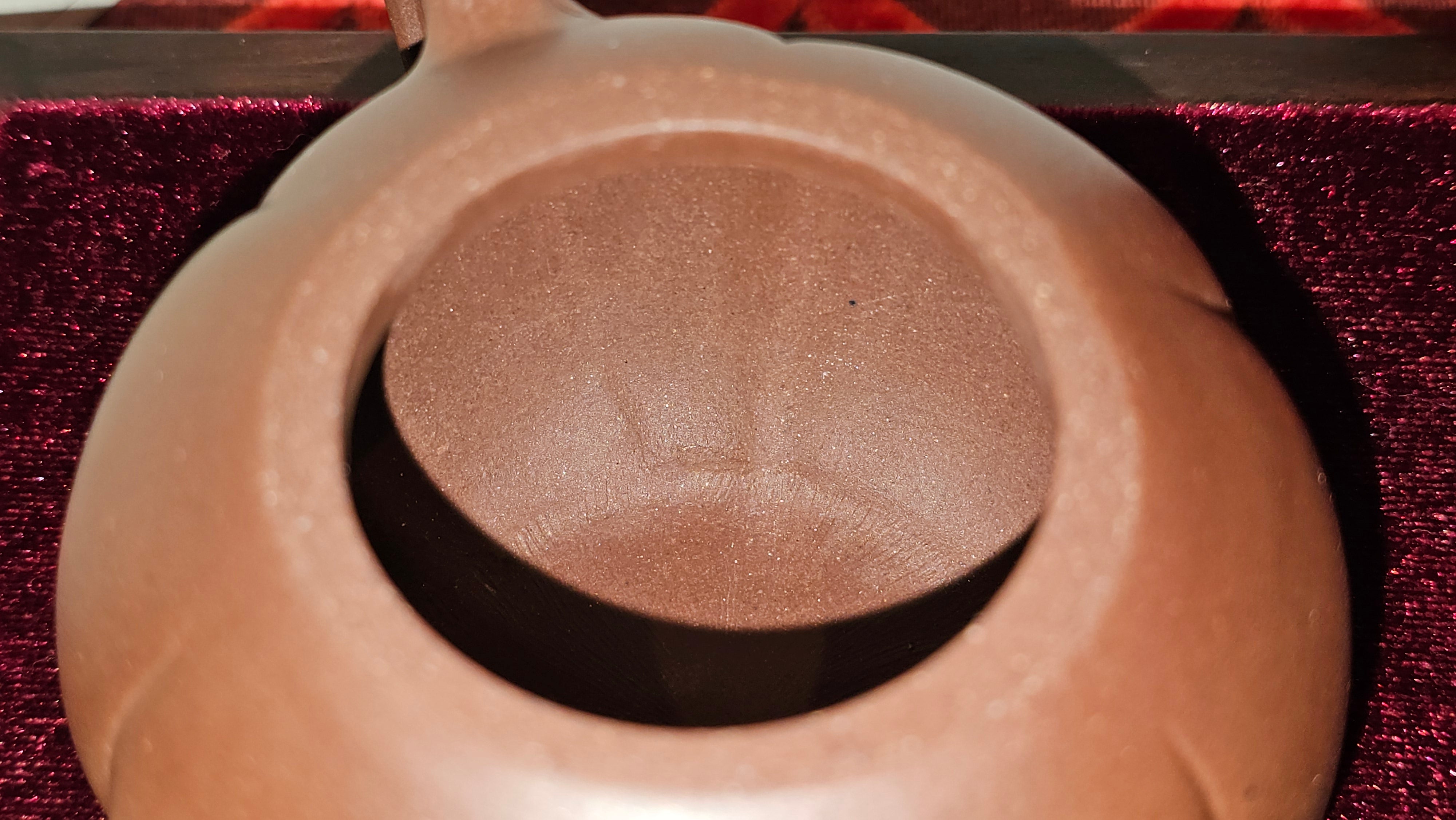 《茄瓜》"Qie Gua", 200.3ml, Di Cao Qing Zi Ni 底槽青紫泥 ~ Crafted by L3A Consummate Master Artist Li Yan Ru 李艳如 ~!Congratulations to Ms M.L., 1433hrs 25th Oct 2025, Phoenix! AZ!