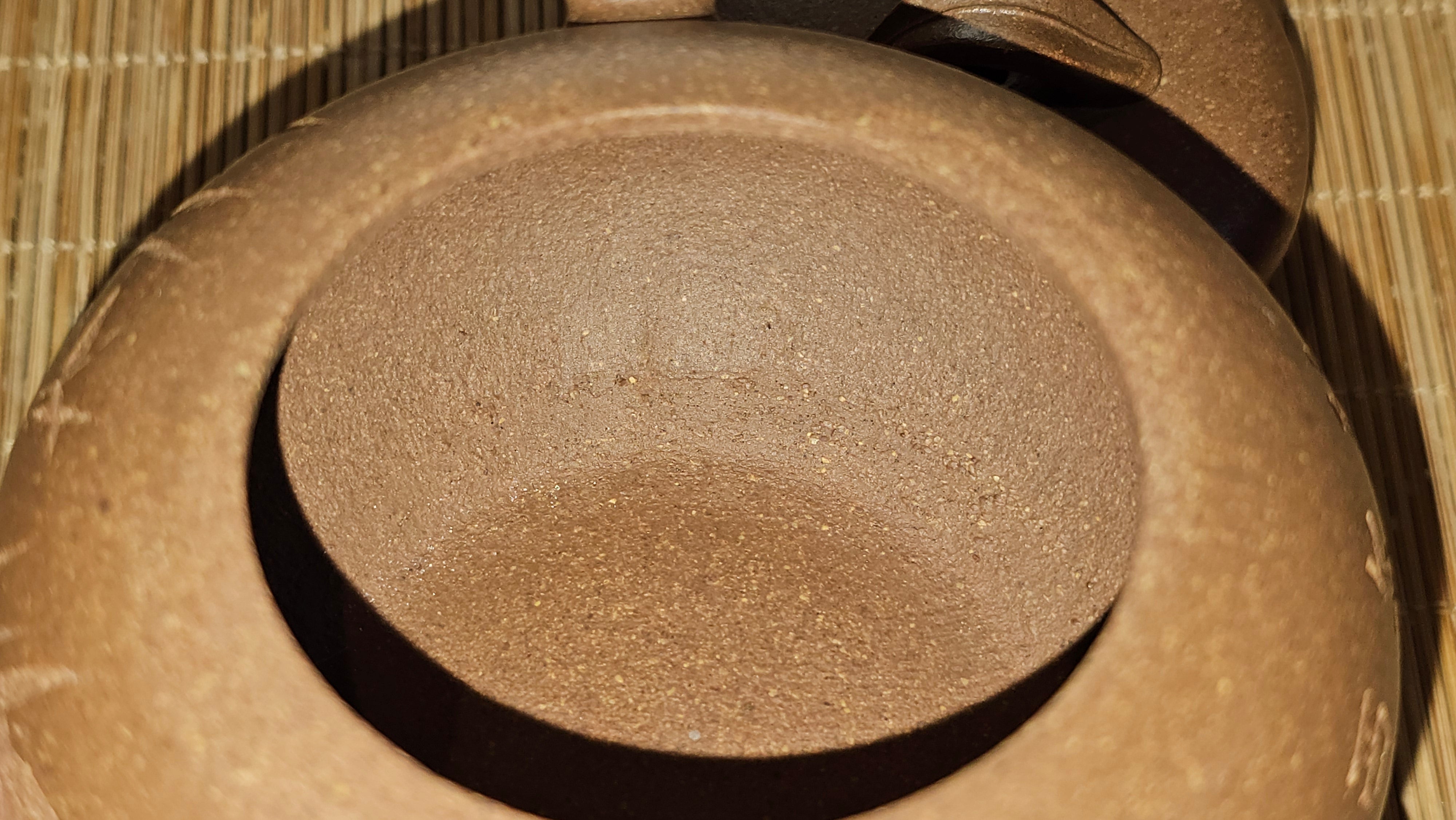 《一叶知秋》Yi Ye Zhi Qiu ~ "The Autumn Leaf", 168.2ml, Bao Shan Duan Ni 宝山段泥, by our Craftsman Zhang Huan 张欢, Bamboo and Calligraphy Engraving by Craftsman Yi Cheng 逸成  ~ Congratulations to Mr G.T.! 1418hrs 24th Oct 2025, Singapore🇸🇬!