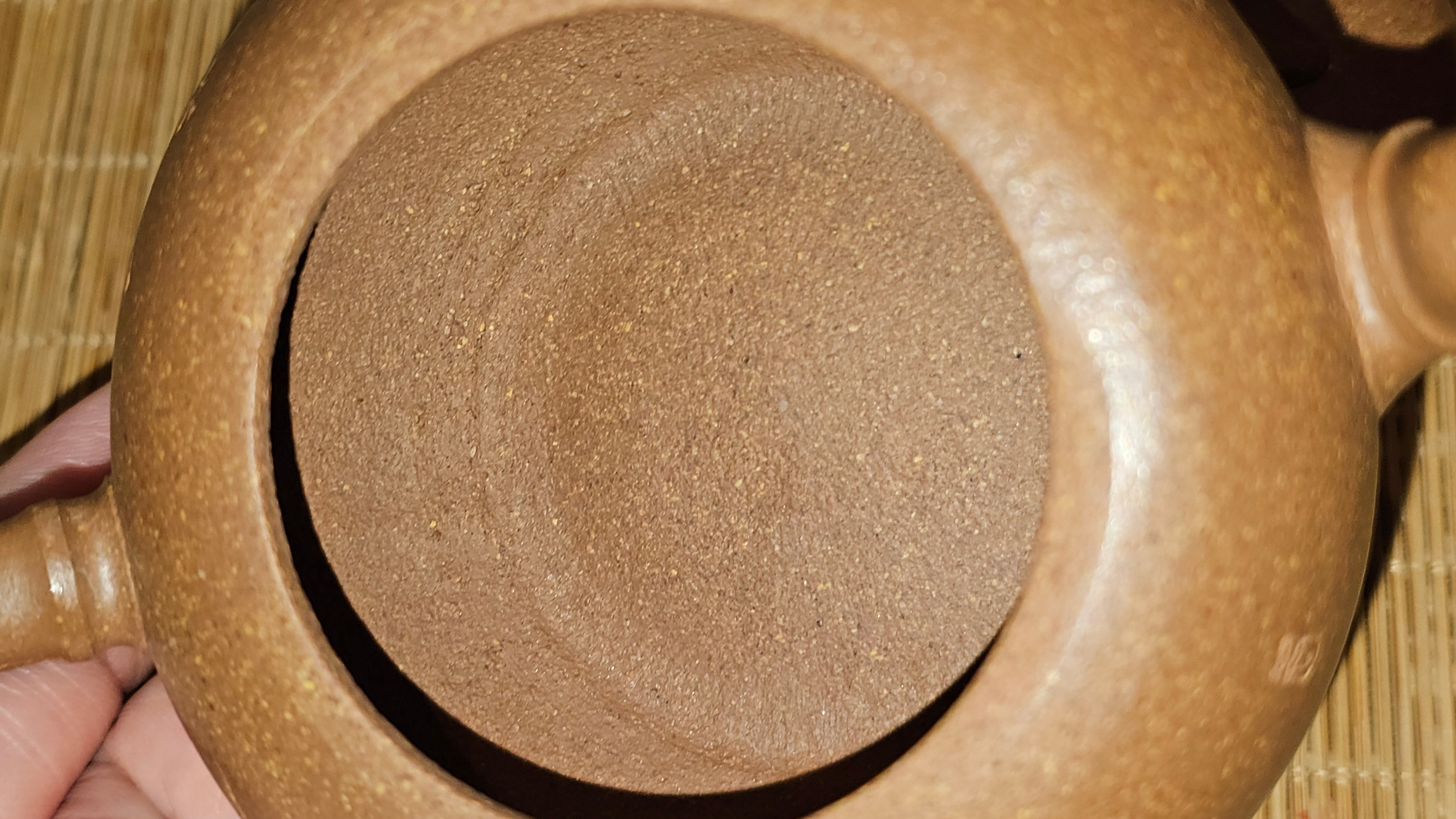 《一叶知秋》Yi Ye Zhi Qiu ~ "The Autumn Leaf", 168.2ml, Bao Shan Duan Ni 宝山段泥, by our Craftsman Zhang Huan 张欢, Bamboo and Calligraphy Engraving by Craftsman Yi Cheng 逸成  ~ Congratulations to Mr G.T.! 1418hrs 24th Oct 2025, Singapore🇸🇬!