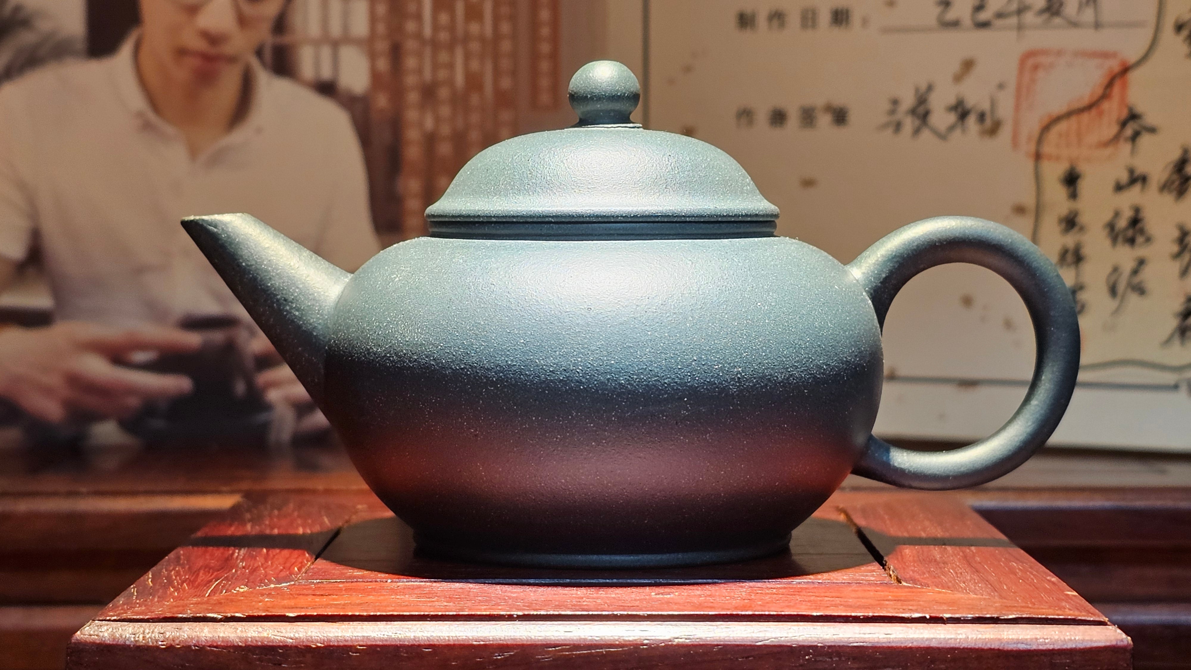 《薄胎水平》"Thin-Walled Construct ~ Shui Ping", 98.5ml!, by L4 Assoc Master Artist Zhang Ke, Using Our Cao Family's Cherished Min Guo Lü Ni, Endorsed by Premier Master Cao An Xiang. 4th Frame: FLOATING illustration VIDEO!~Congrats to Mr W.W.!