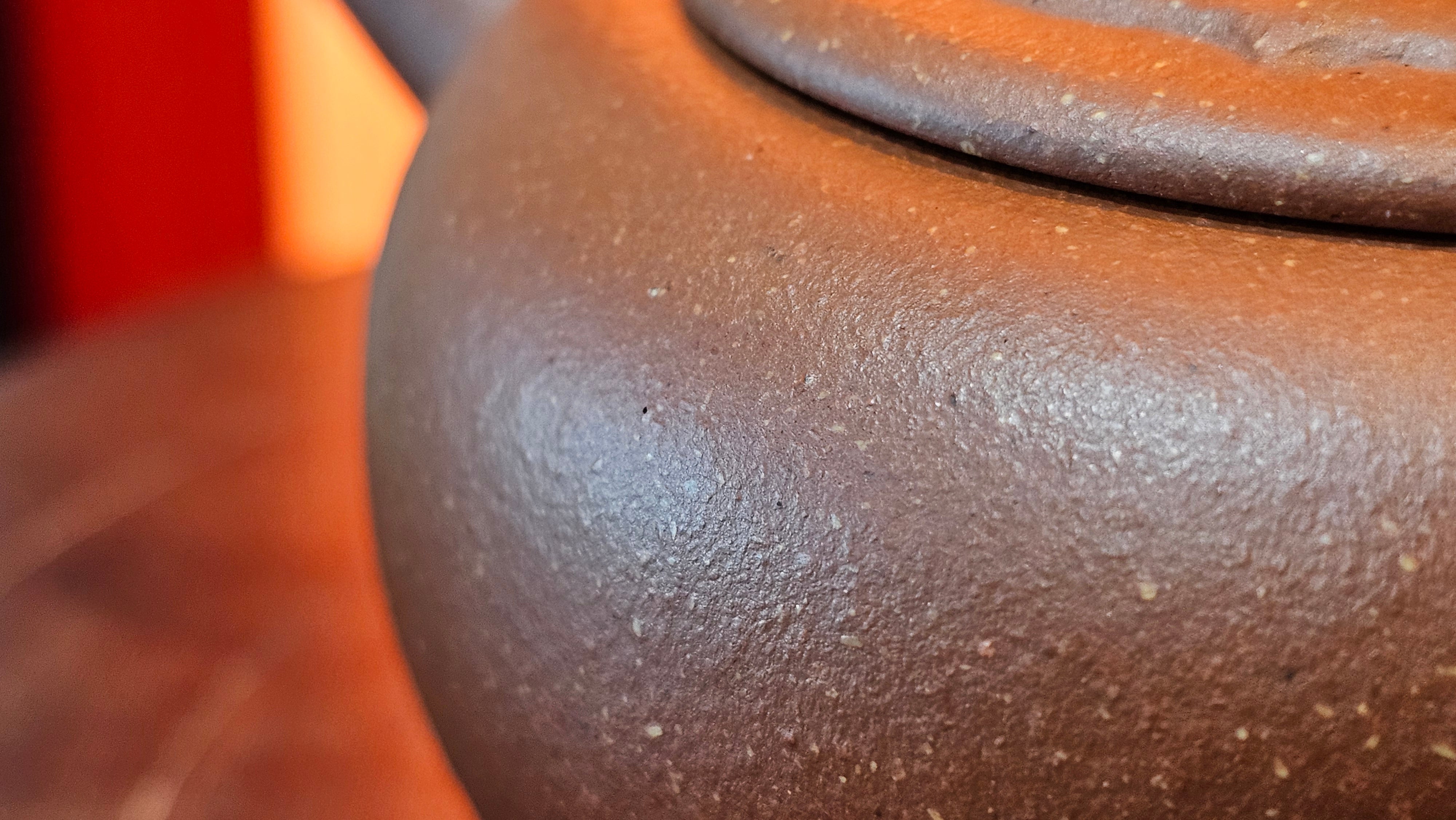 Lian Pu《莲蒲》, 162.8ml, Hong Jiang Po Ni 红降坡泥, by Craftsman Yang Pin Ting 杨聘婷 ~!Congratulations to Ms J.F.! 2007hrs 16th Nov 2025, New York, NY!