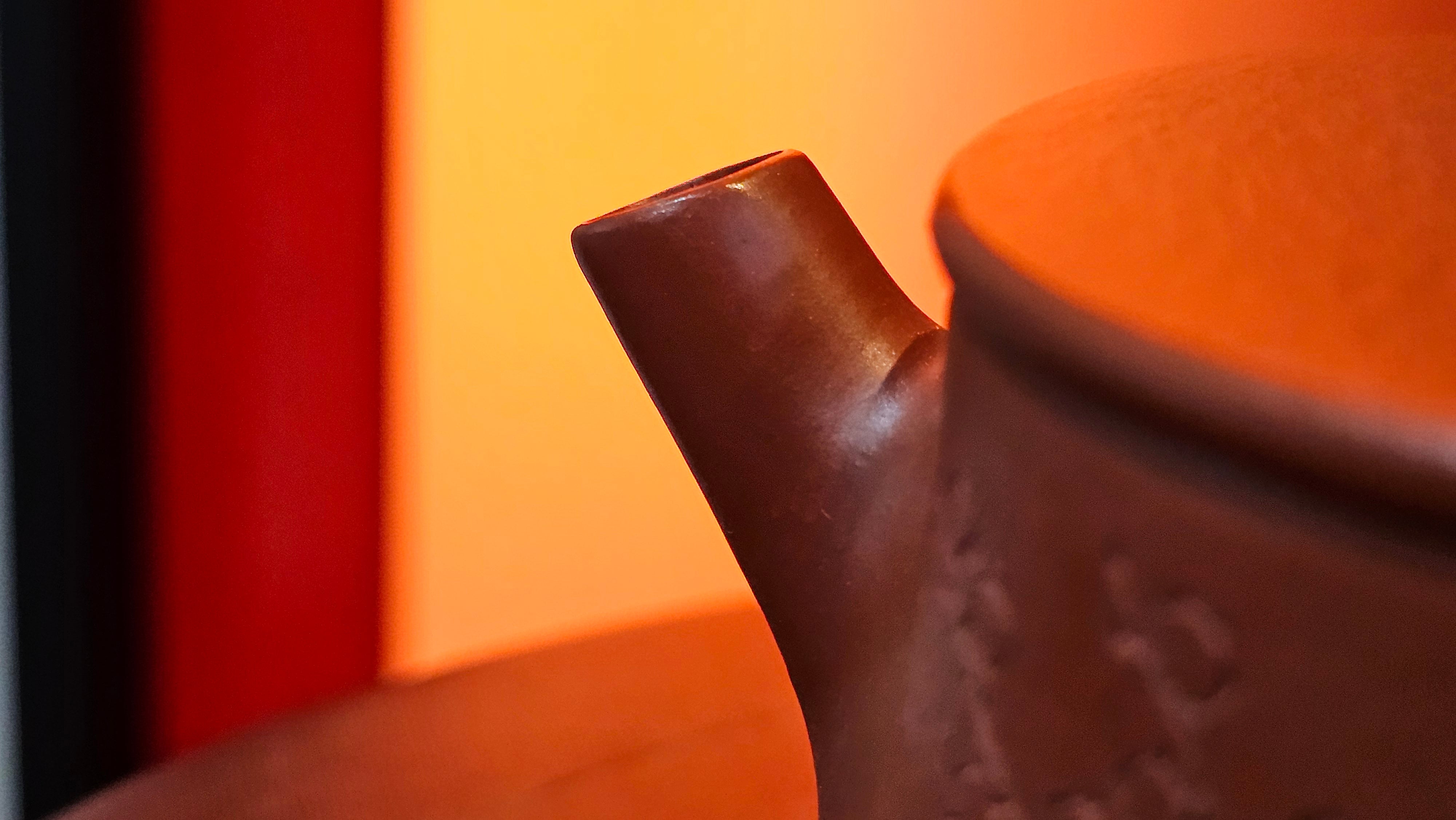 Yun Zhu 云柱 "Pillar of the Heavens", 130.1ml, Xiao Mei Yao Zhu Ni, by Craftsman Wang Hui 王慧 ~ "梅开五福" and Plum Blossoms Engraving by Craftsman Yi De Shu 一德书 ~ Congratulations to Mr L.Q.! 1839hrs 31st Oct 2025, Pender Island! Canada🇨🇦!