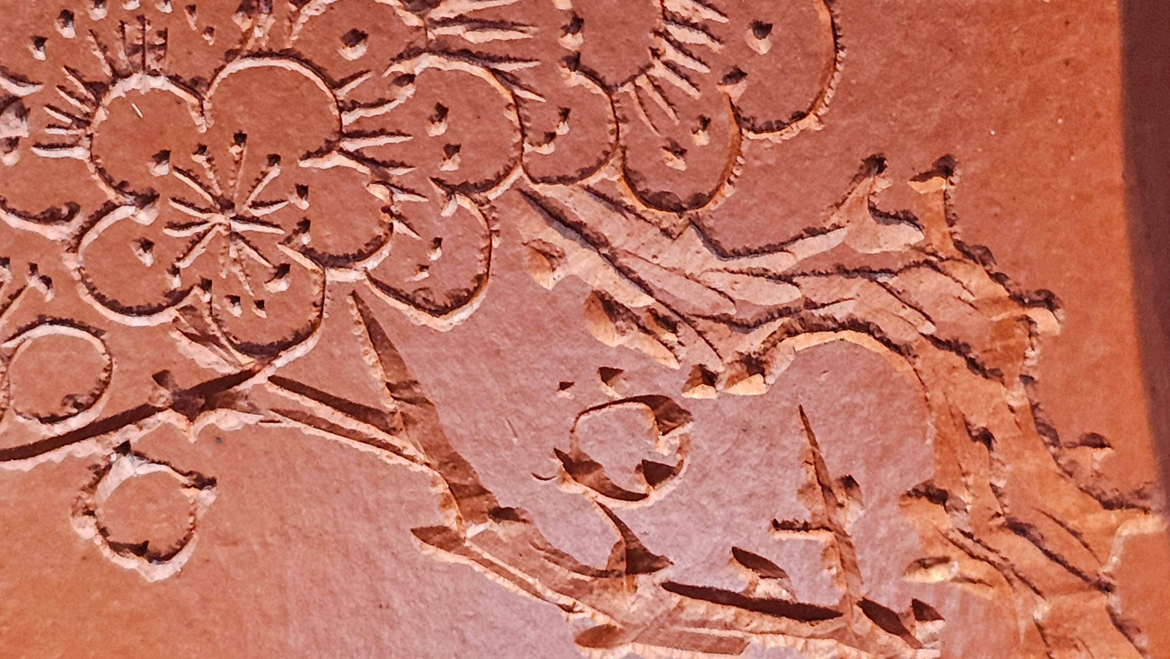 Yun Zhu 云柱 "Pillar of the Heavens", 130.1ml, Xiao Mei Yao Zhu Ni, by Craftsman Wang Hui 王慧 ~ "梅开五福" and Plum Blossoms Engraving by Craftsman Yi De Shu 一德书 ~ Congratulations to Mr L.Q.! 1839hrs 31st Oct 2025, Pender Island! Canada🇨🇦!