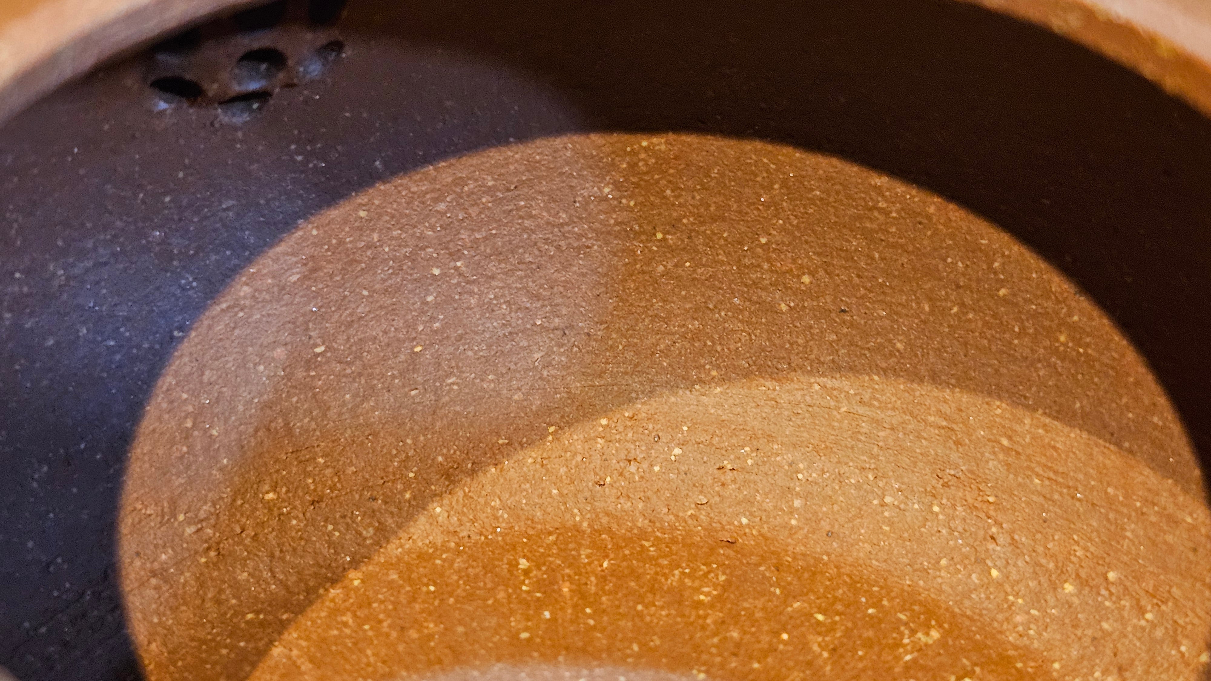 Lian Pu《莲蒲》, 162.8ml, Hong Jiang Po Ni 红降坡泥, by Craftsman Yang Pin Ting 杨聘婷 ~!Congratulations to Ms J.F.! 2007hrs 16th Nov 2025, New York, NY!