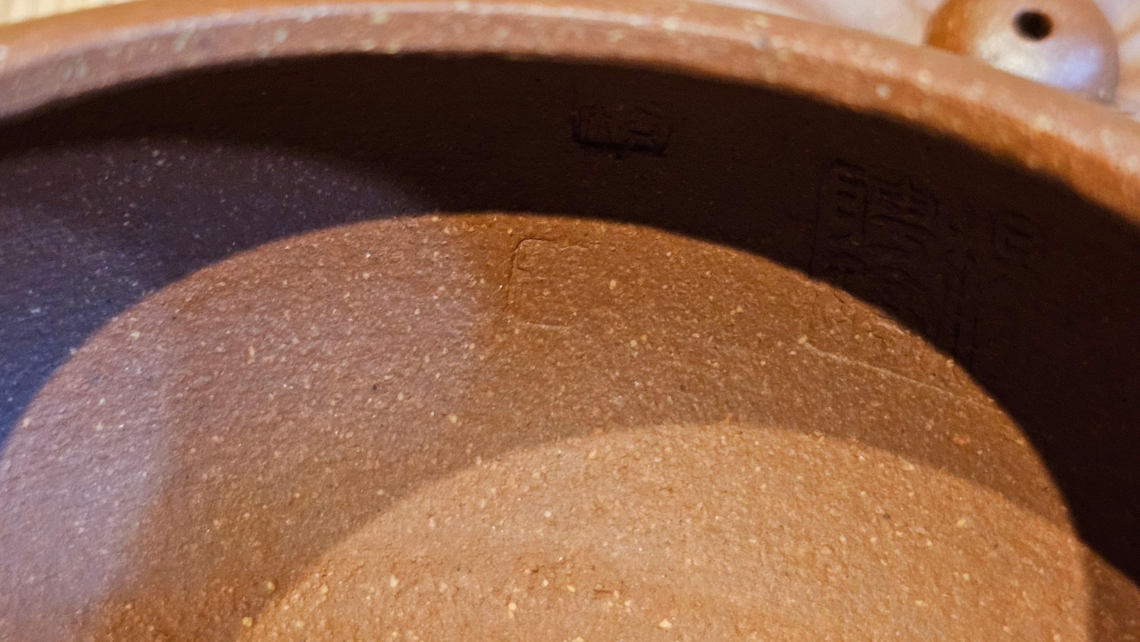 Lian Pu《莲蒲》, 162.8ml, Hong Jiang Po Ni 红降坡泥, by Craftsman Yang Pin Ting 杨聘婷 ~!Congratulations to Ms J.F.! 2007hrs 16th Nov 2025, New York, NY!