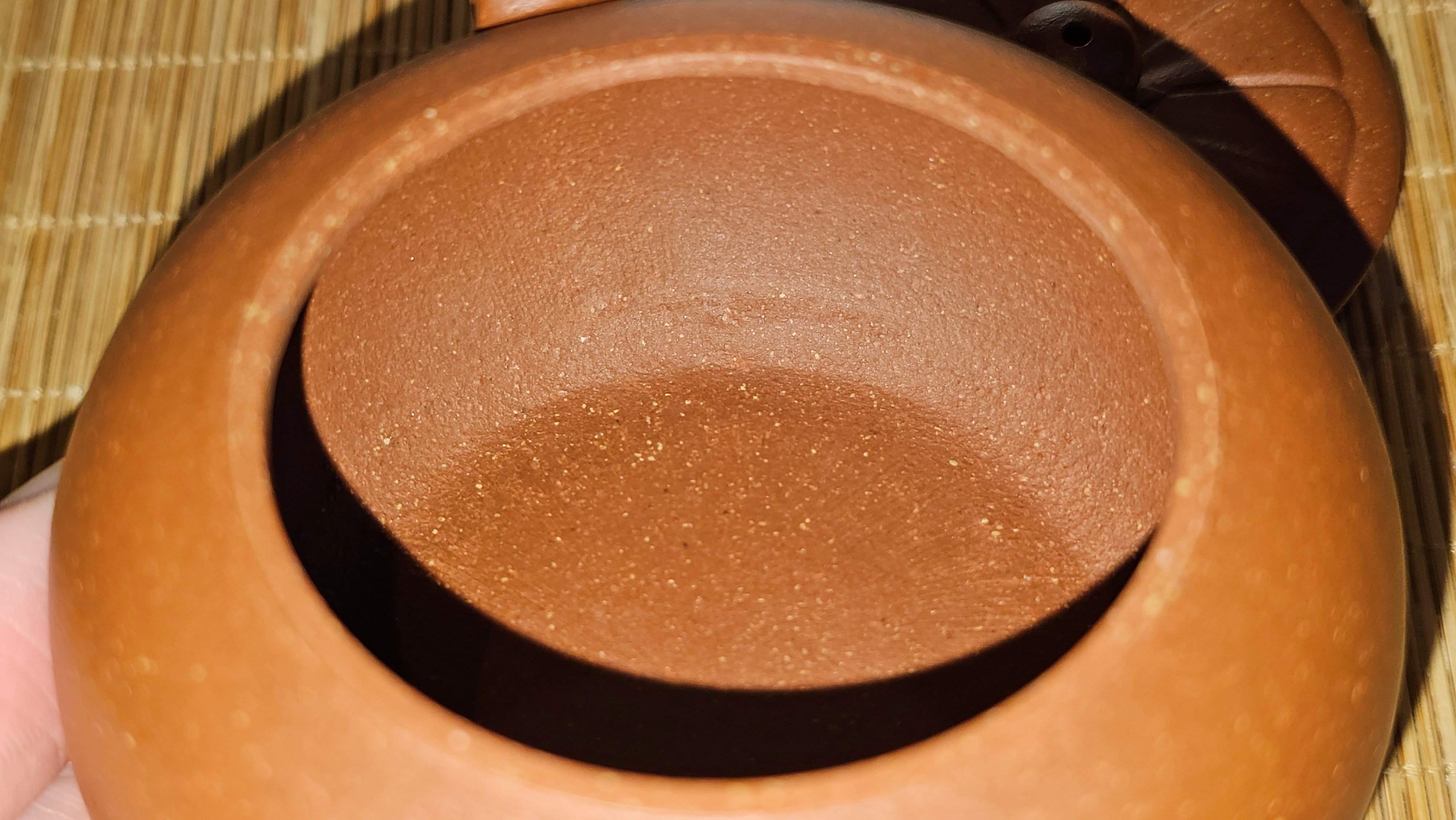 Lian Pu《莲蒲》, 162.8ml, Hong Jiang Po Ni 红降坡泥, by Craftsman Yang Pin Ting 杨聘婷 ~!Congratulations to Ms J.F.! 2007hrs 16th Nov 2025, New York, NY!