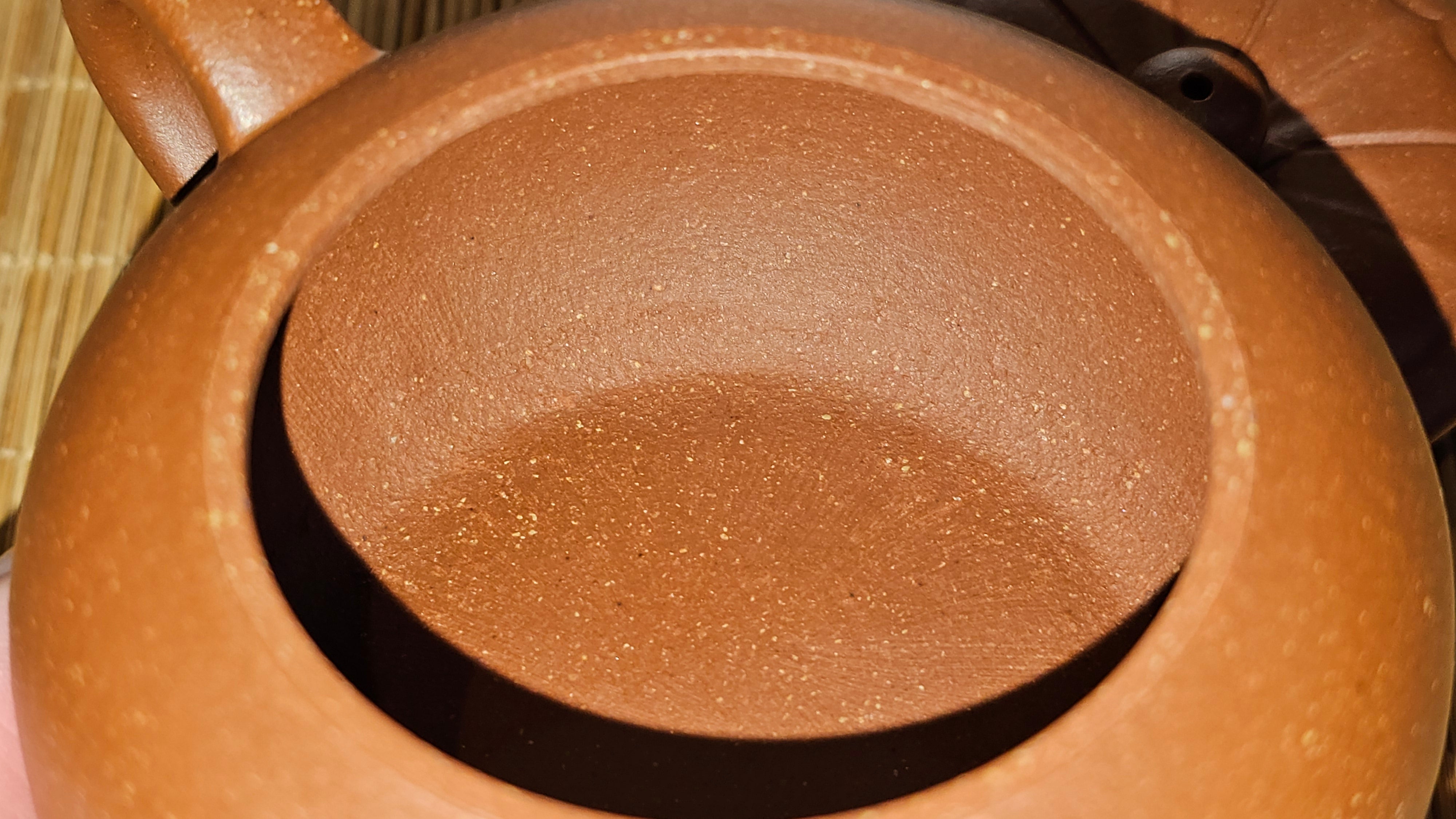 Lian Pu《莲蒲》, 162.8ml, Hong Jiang Po Ni 红降坡泥, by Craftsman Yang Pin Ting 杨聘婷 ~!Congratulations to Ms J.F.! 2007hrs 16th Nov 2025, New York, NY!