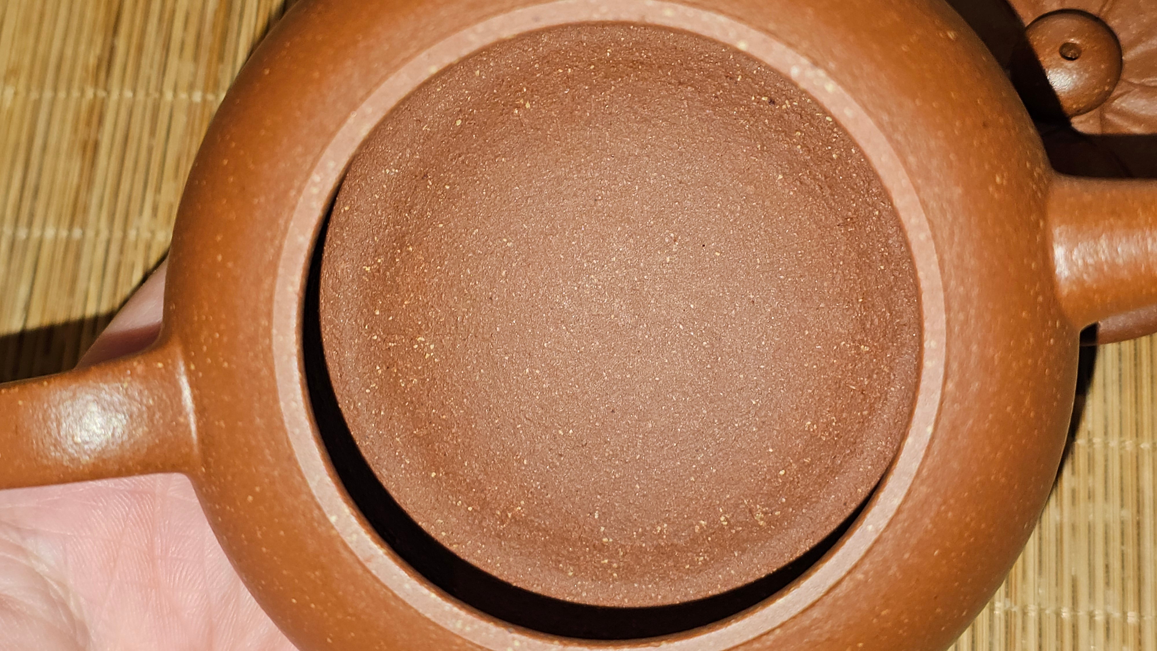 Lian Pu《莲蒲》, 162.8ml, Hong Jiang Po Ni 红降坡泥, by Craftsman Yang Pin Ting 杨聘婷 ~!Congratulations to Ms J.F.! 2007hrs 16th Nov 2025, New York, NY!