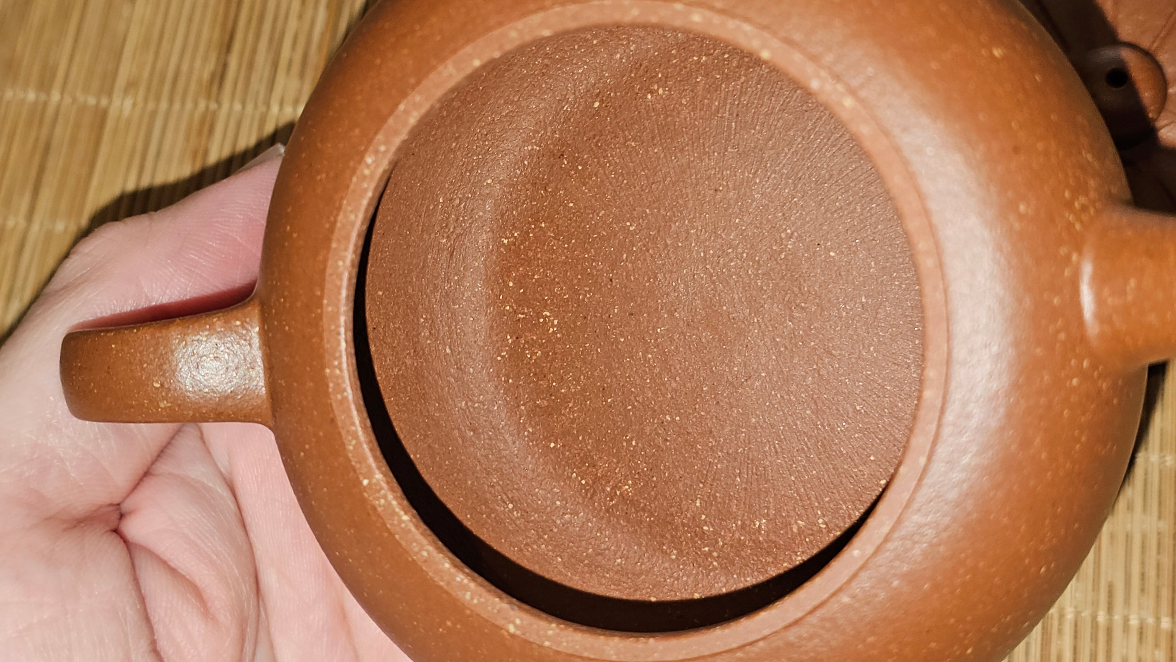 Lian Pu《莲蒲》, 162.8ml, Hong Jiang Po Ni 红降坡泥, by Craftsman Yang Pin Ting 杨聘婷 ~!Congratulations to Ms J.F.! 2007hrs 16th Nov 2025, New York, NY!