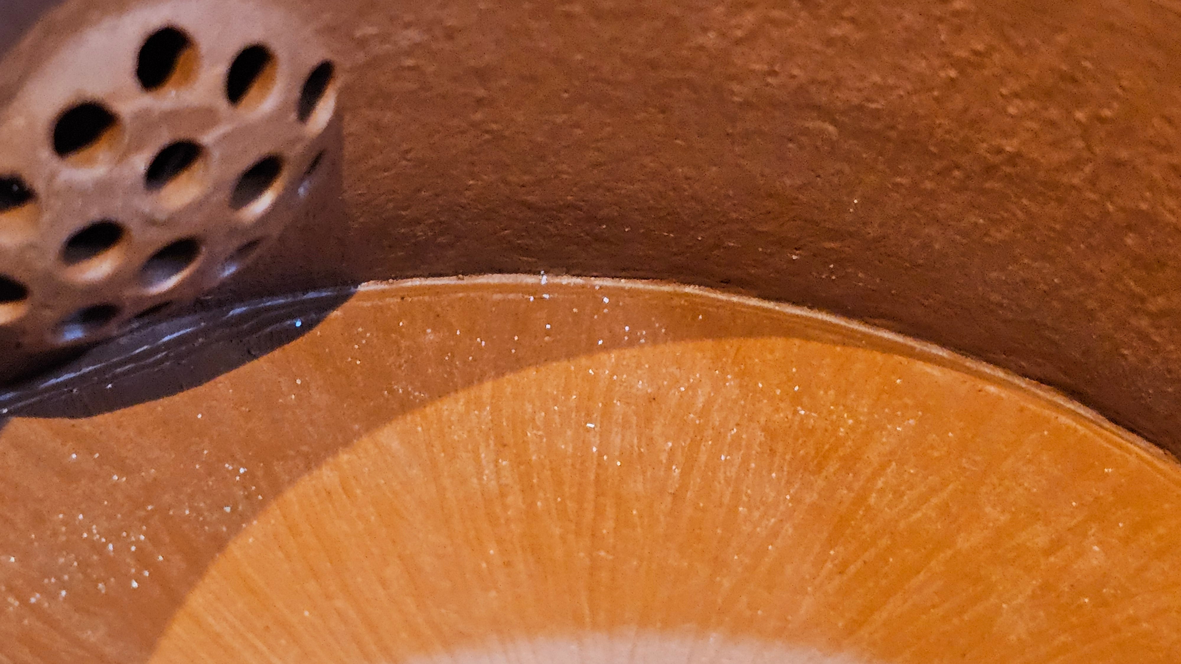 Yun Zhu 云柱 "Pillar of the Heavens", 130.1ml, Xiao Mei Yao Zhu Ni, by Craftsman Wang Hui 王慧 ~ "梅开五福" and Plum Blossoms Engraving by Craftsman Yi De Shu 一德书 ~ Congratulations to Mr L.Q.! 1839hrs 31st Oct 2025, Pender Island! Canada🇨🇦!