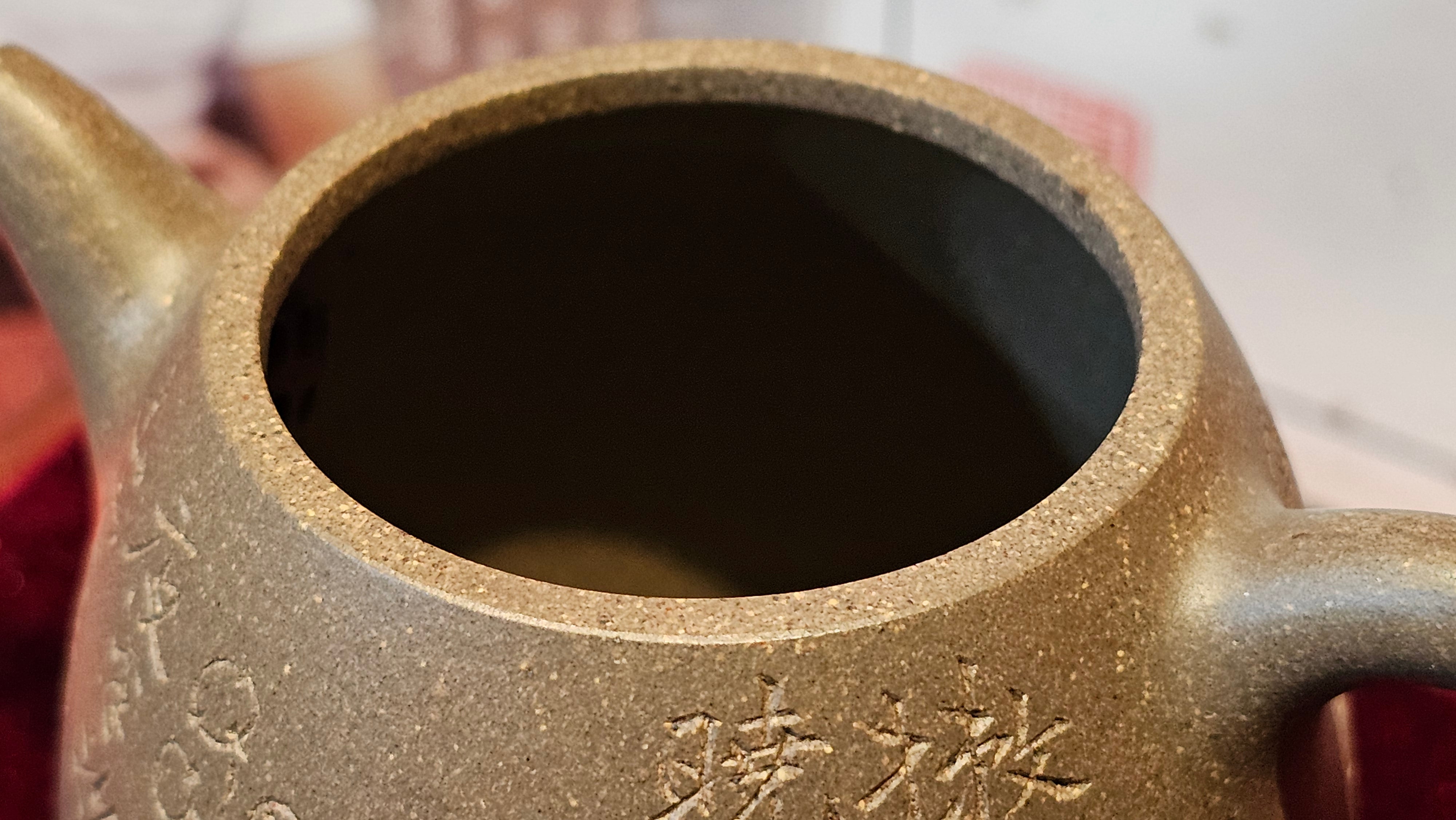 《秦权》"Qin Quan", 155.9ml, by L4 Assoc Master Artist Zhang Ke, Using Our Cao Family's Famous Qing Hui Duan Ni ~ Used and Endorsed by Premier Master Cao An Xiang 紫砂香炉一人曹安祥 ~ Congrats to Kungfu Master Mr J.G.! 1236hrs 31st Oct 2025, New Orleans, LA!