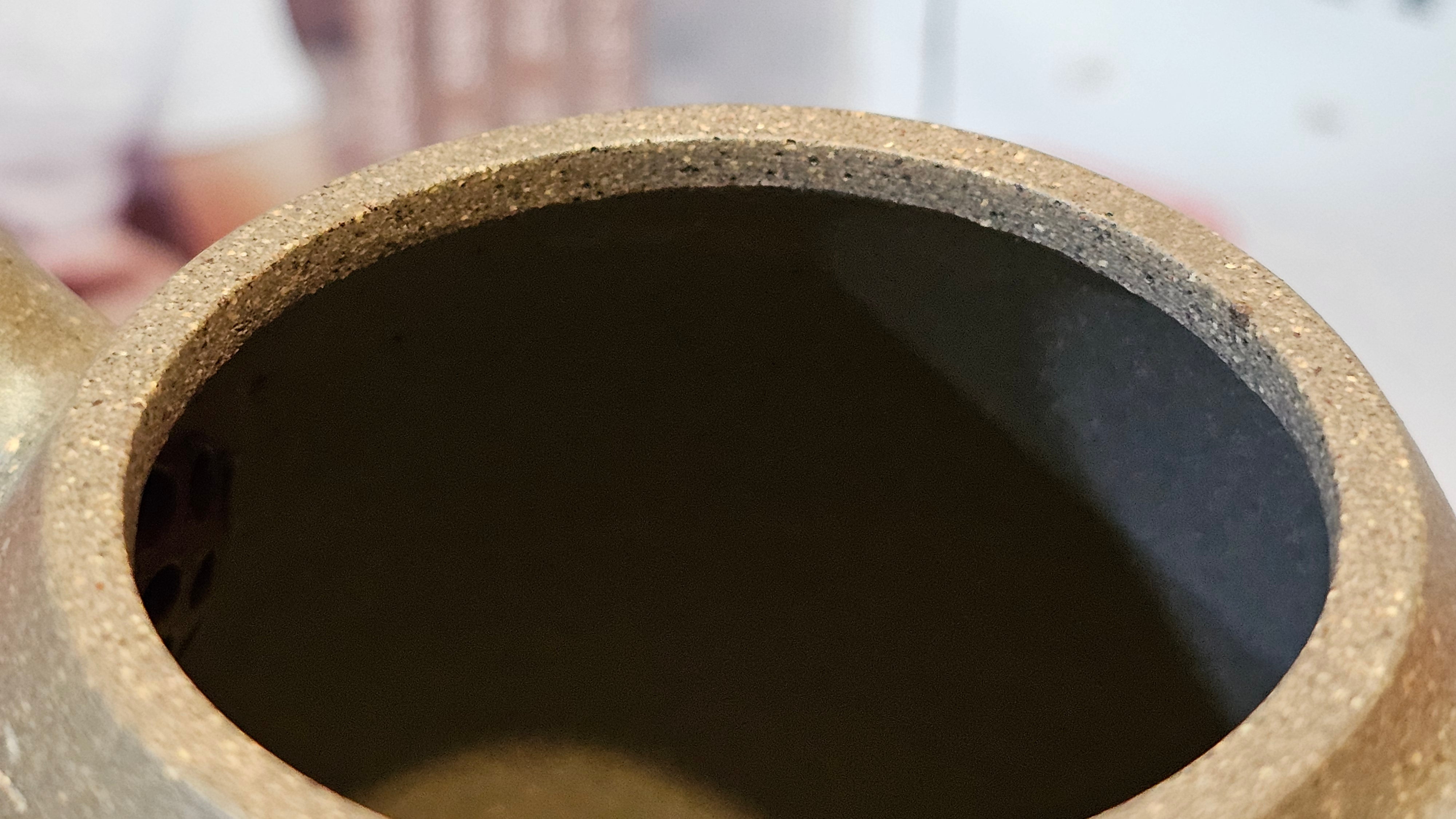 《秦权》"Qin Quan", 155.9ml, by L4 Assoc Master Artist Zhang Ke, Using Our Cao Family's Famous Qing Hui Duan Ni ~ Used and Endorsed by Premier Master Cao An Xiang 紫砂香炉一人曹安祥 ~ Congrats to Kungfu Master Mr J.G.! 1236hrs 31st Oct 2025, New Orleans, LA!