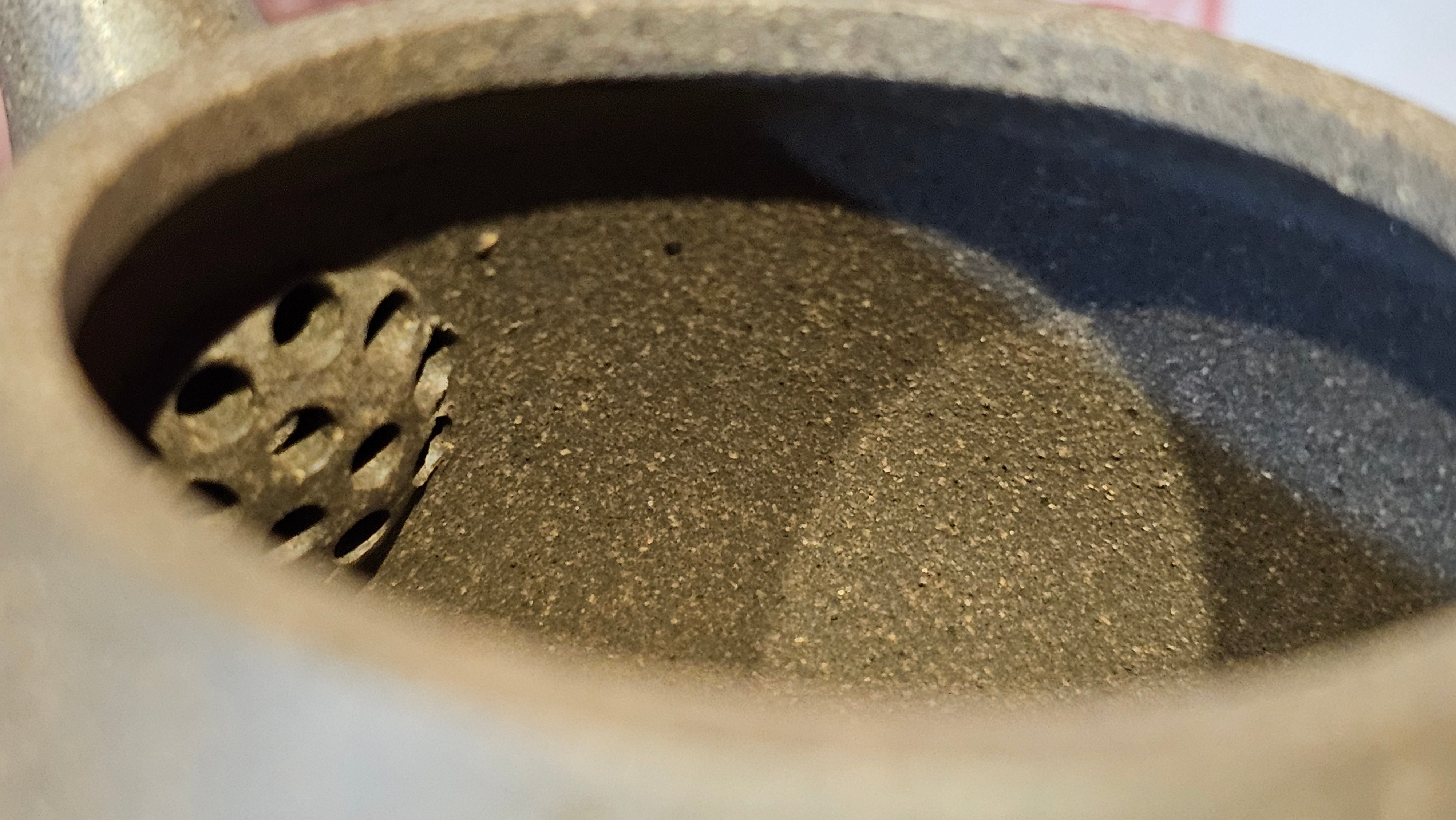 《秦权》"Qin Quan", 155.9ml, by L4 Assoc Master Artist Zhang Ke, Using Our Cao Family's Famous Qing Hui Duan Ni ~ Used and Endorsed by Premier Master Cao An Xiang 紫砂香炉一人曹安祥 ~ Congrats to Kungfu Master Mr J.G.! 1236hrs 31st Oct 2025, New Orleans, LA!