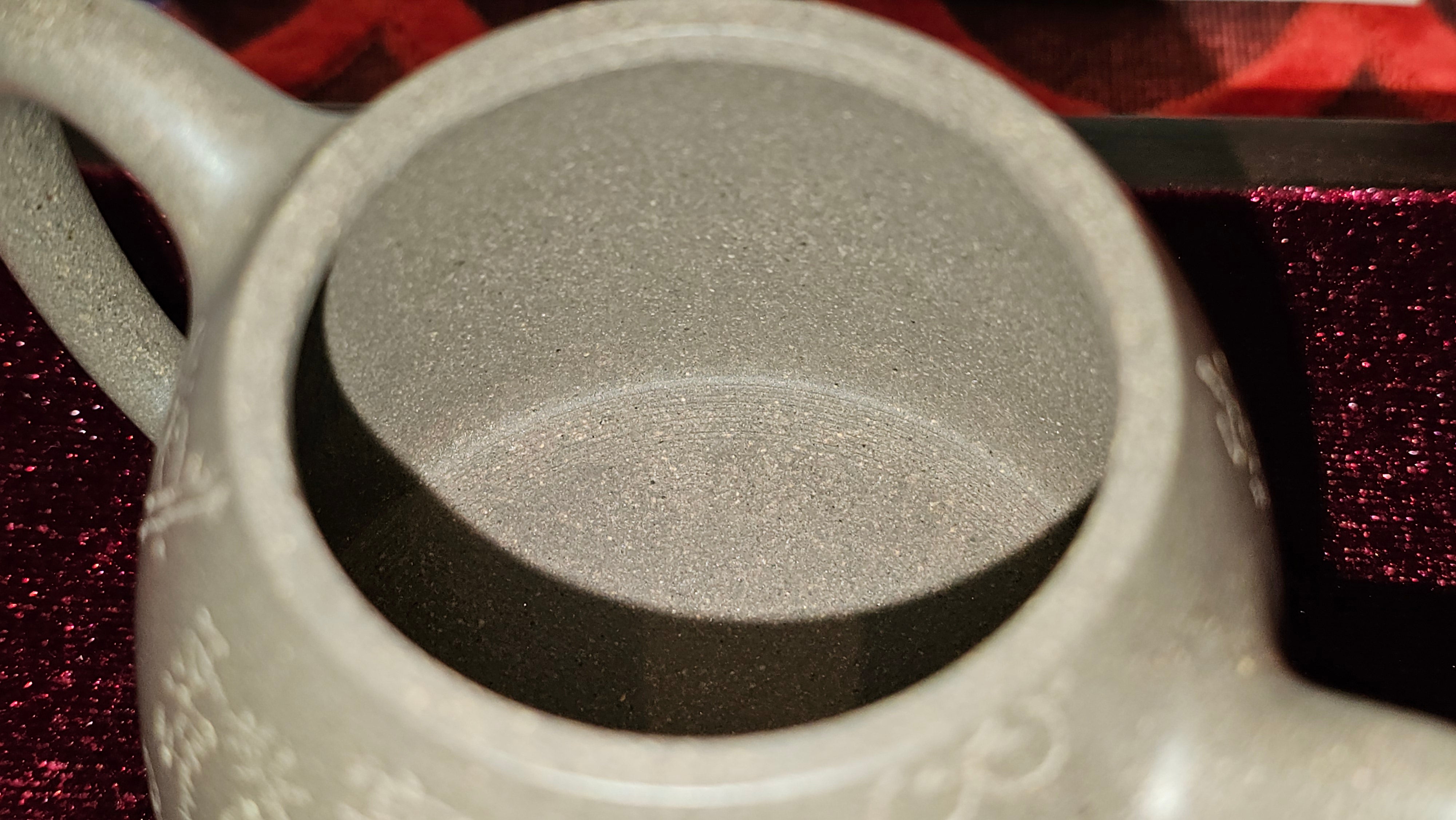 《秦权》"Qin Quan", 155.9ml, by L4 Assoc Master Artist Zhang Ke, Using Our Cao Family's Famous Qing Hui Duan Ni ~ Used and Endorsed by Premier Master Cao An Xiang 紫砂香炉一人曹安祥 ~ Congrats to Kungfu Master Mr J.G.! 1236hrs 31st Oct 2025, New Orleans, LA!