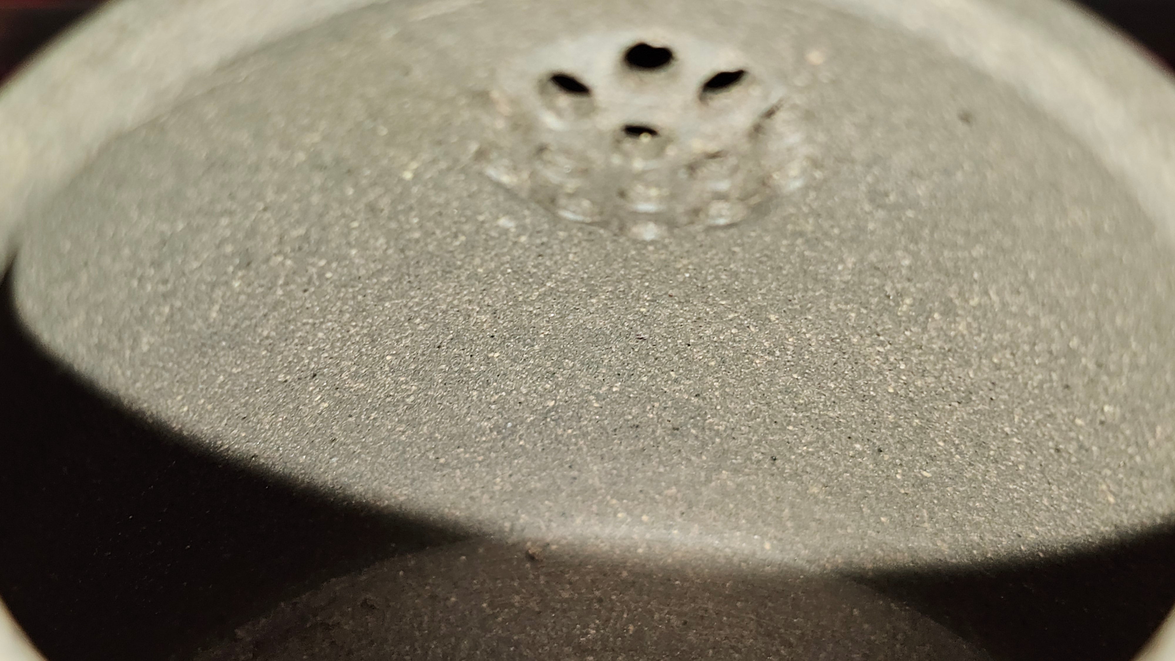 《秦权》"Qin Quan", 155.9ml, by L4 Assoc Master Artist Zhang Ke, Using Our Cao Family's Famous Qing Hui Duan Ni ~ Used and Endorsed by Premier Master Cao An Xiang 紫砂香炉一人曹安祥 ~ Congrats to Kungfu Master Mr J.G.! 1236hrs 31st Oct 2025, New Orleans, LA!