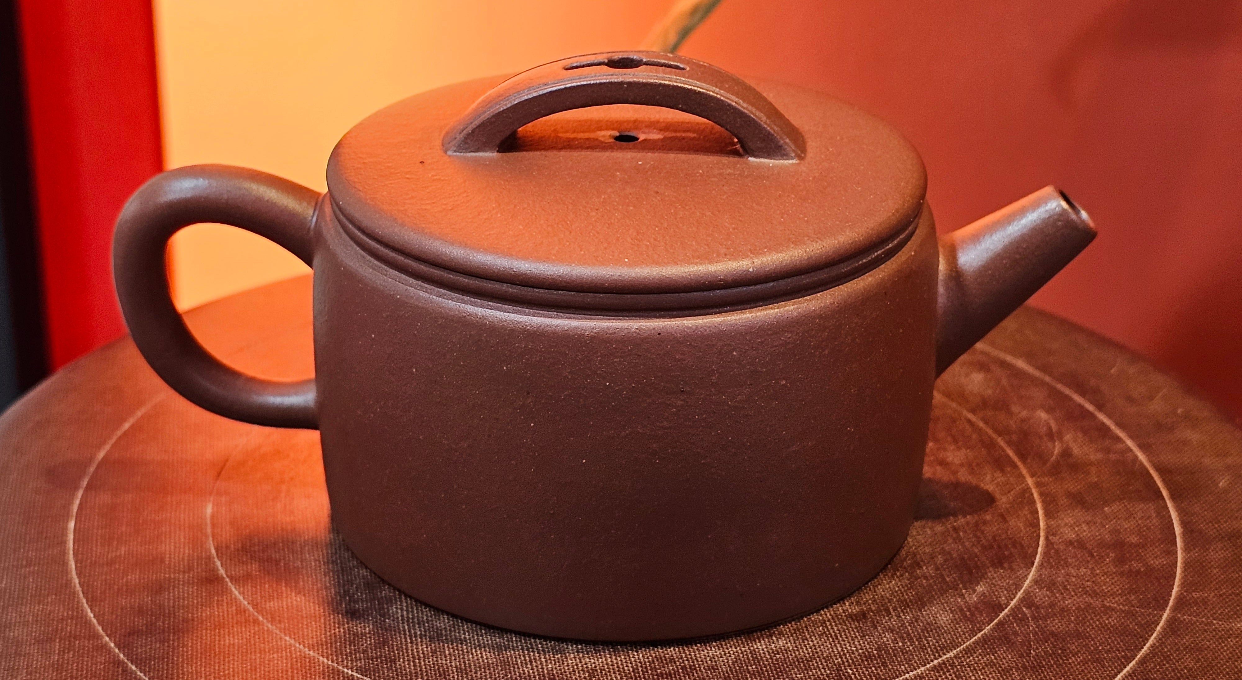 Han Wa 汉瓦, 154.3ml!  Small Volume! Classic Han Wa!  Di Cao Qing Zi Ni 底槽青紫泥, by Craftsman Gu Xiao Ming 顾小明 ~!Congratulations to Mr B.V.! 2307hrs 13th Nov 2025, Savannah! GA!