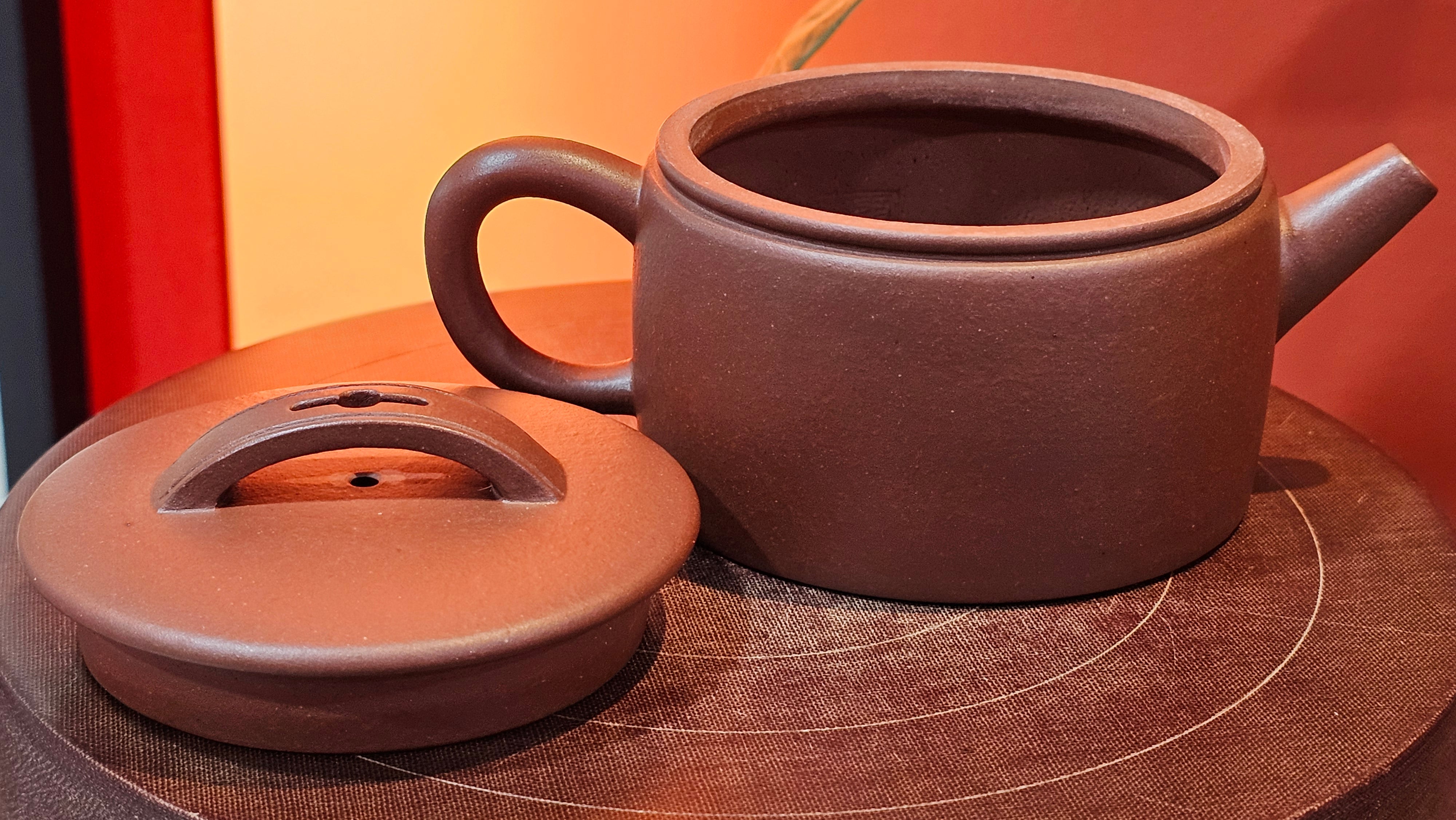 Han Wa 汉瓦, 154.3ml!  Small Volume! Classic Han Wa!  Di Cao Qing Zi Ni 底槽青紫泥, by Craftsman Gu Xiao Ming 顾小明 ~!Congratulations to Mr B.V.! 2307hrs 13th Nov 2025, Savannah! GA!