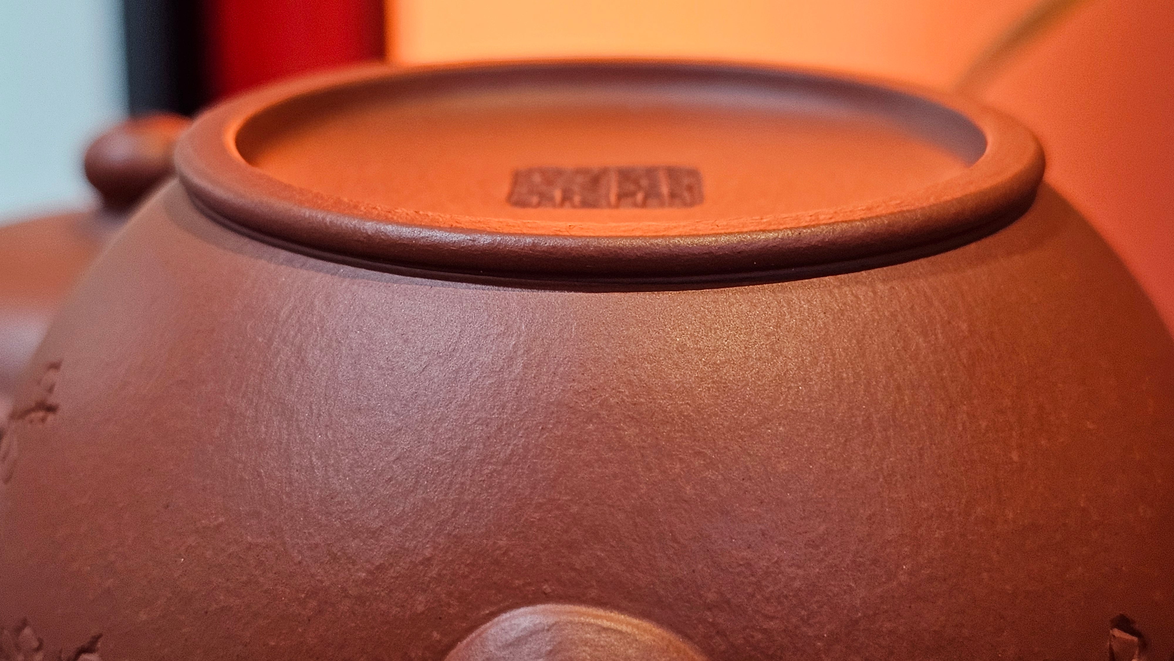 Shui Ping 水平, 150.5ml, Xiao Mei Yao Zhu Ni 小煤窑朱泥, by our Craftsman Chen Yue Fei 陈跃飞, Plum Blossoms Engraving by Craftsman Yi De Shu 一德书 ~!Congratulations to Mr A.C.! 1000hrs 7th Nov 2025, Seattle! WA!