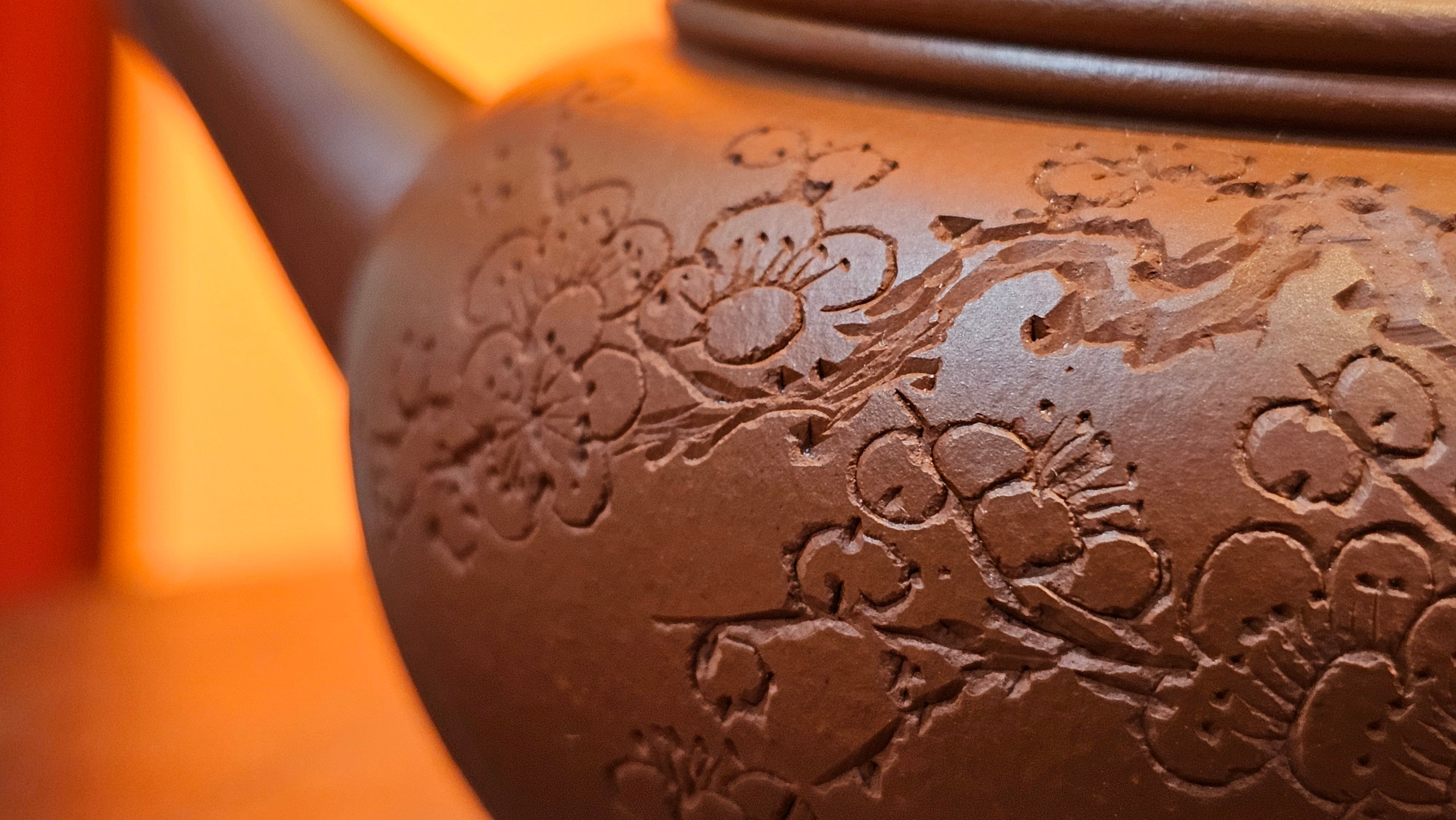 Shui Ping 水平, 150.5ml, Xiao Mei Yao Zhu Ni 小煤窑朱泥, by our Craftsman Chen Yue Fei 陈跃飞, Plum Blossoms Engraving by Craftsman Yi De Shu 一德书 ~!Congratulations to Mr A.C.! 1000hrs 7th Nov 2025, Seattle! WA!