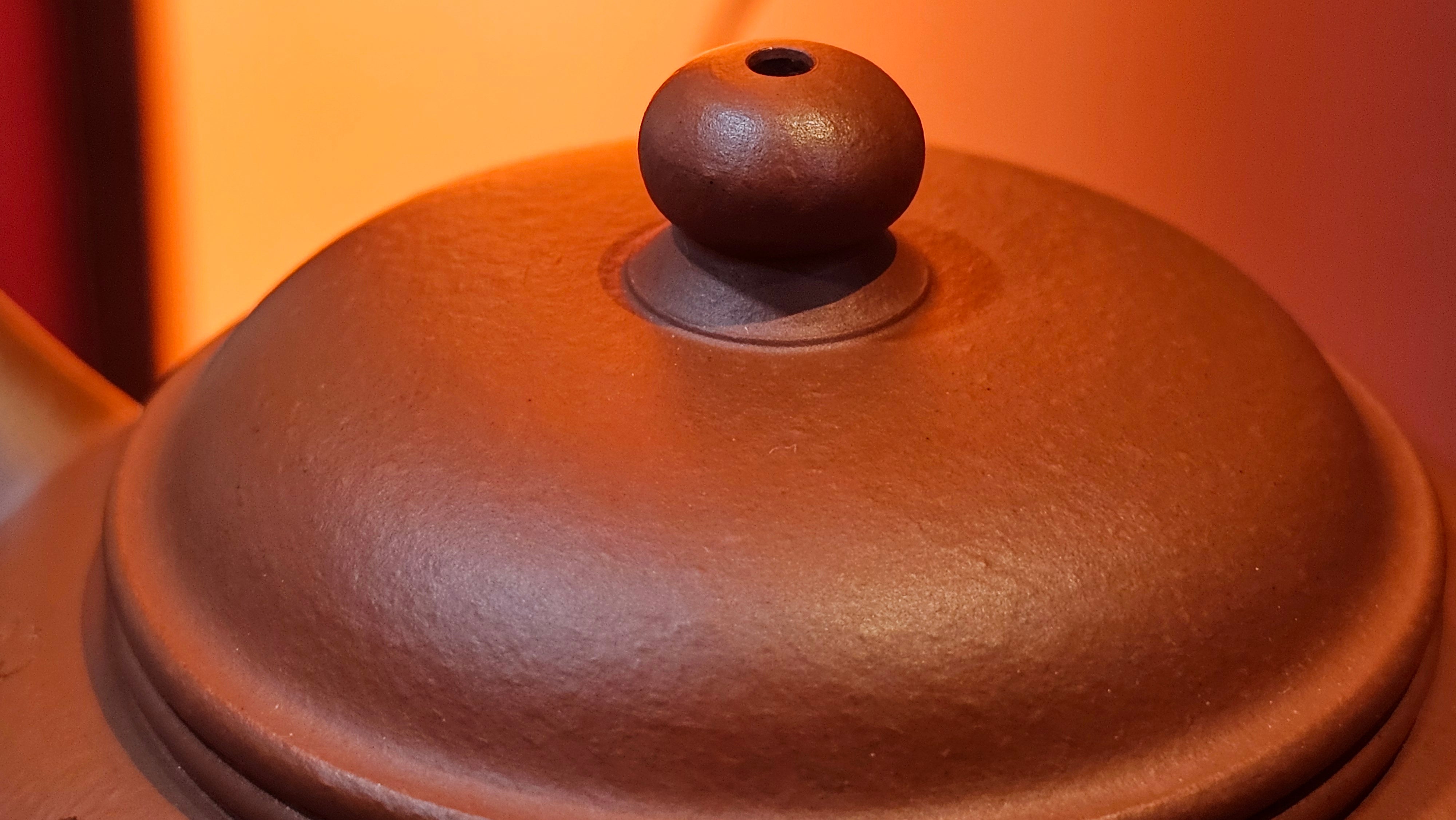 Shui Ping 水平, 150.5ml, Xiao Mei Yao Zhu Ni 小煤窑朱泥, by our Craftsman Chen Yue Fei 陈跃飞, Plum Blossoms Engraving by Craftsman Yi De Shu 一德书 ~!Congratulations to Mr A.C.! 1000hrs 7th Nov 2025, Seattle! WA!