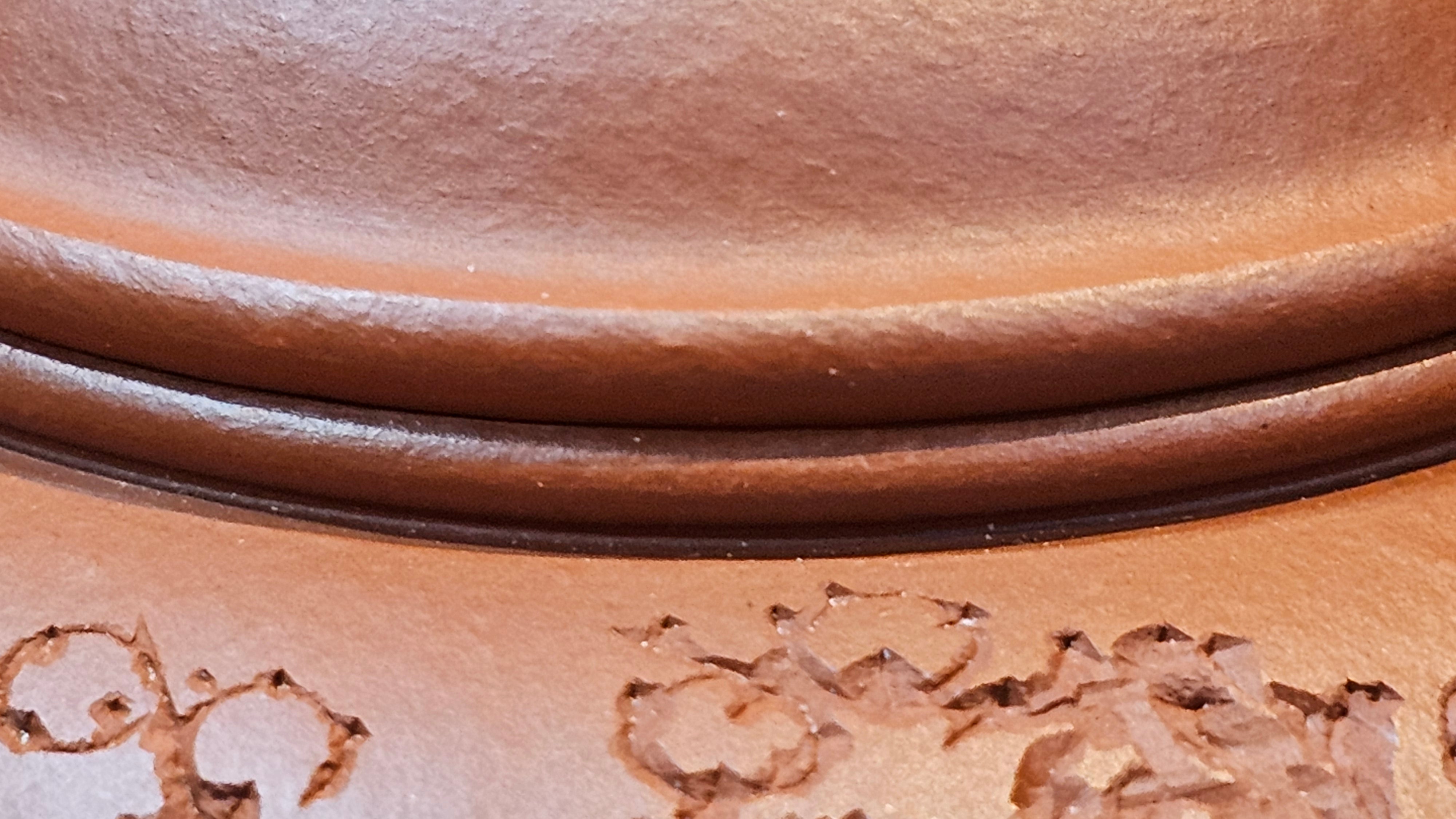 Shui Ping 水平, 150.5ml, Xiao Mei Yao Zhu Ni 小煤窑朱泥, by our Craftsman Chen Yue Fei 陈跃飞, Plum Blossoms Engraving by Craftsman Yi De Shu 一德书 ~!Congratulations to Mr A.C.! 1000hrs 7th Nov 2025, Seattle! WA!