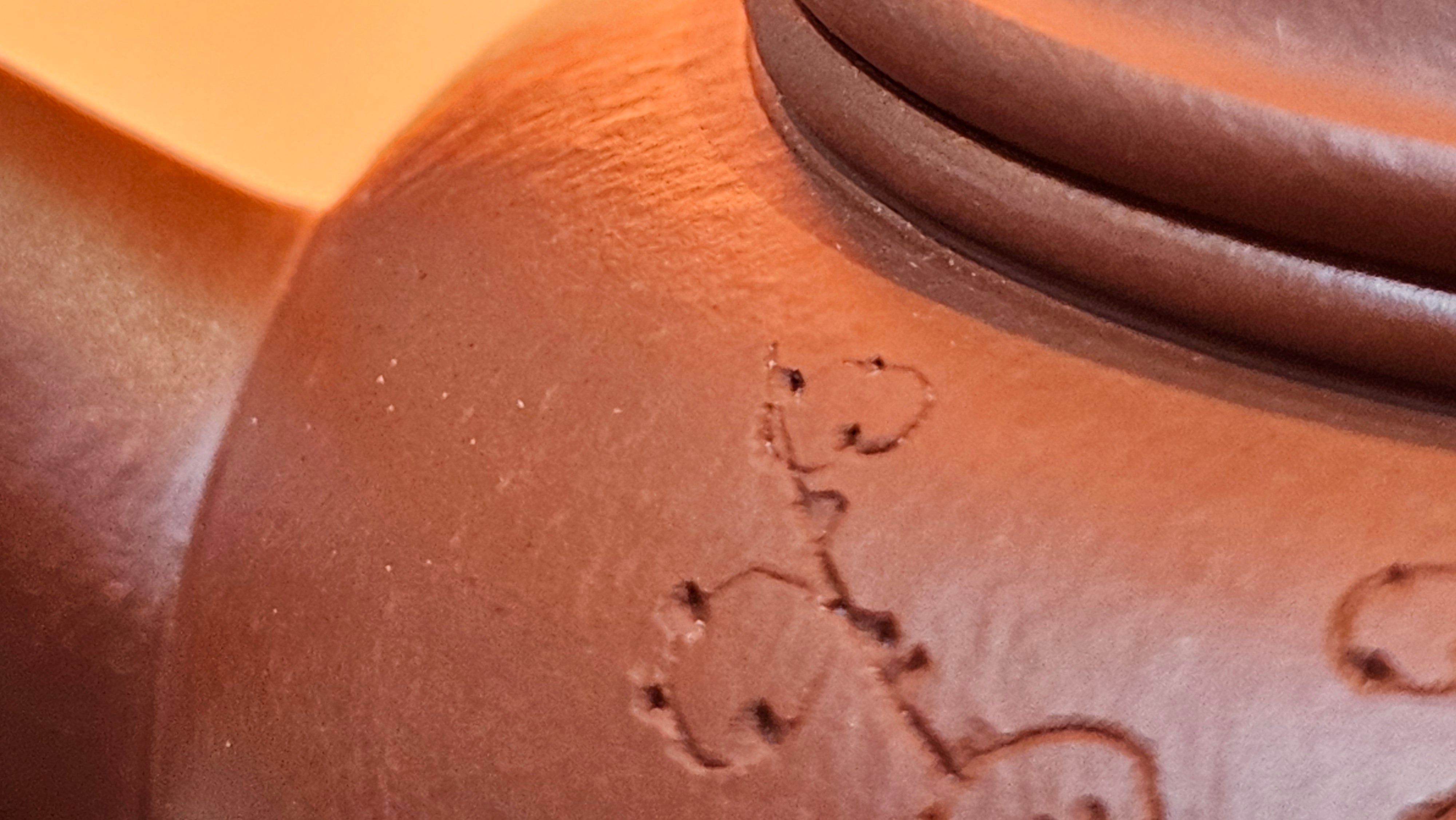 Shui Ping 水平, 150.5ml, Xiao Mei Yao Zhu Ni 小煤窑朱泥, by our Craftsman Chen Yue Fei 陈跃飞, Plum Blossoms Engraving by Craftsman Yi De Shu 一德书 ~!Congratulations to Mr A.C.! 1000hrs 7th Nov 2025, Seattle! WA!