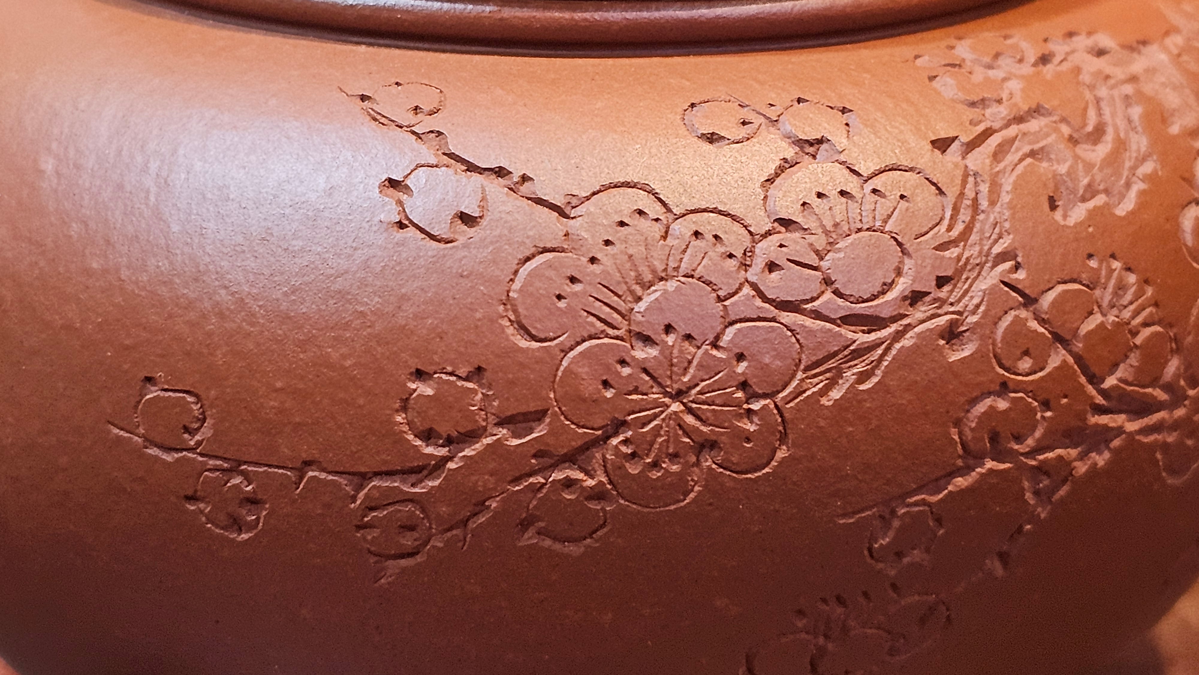 Shui Ping 水平, 150.5ml, Xiao Mei Yao Zhu Ni 小煤窑朱泥, by our Craftsman Chen Yue Fei 陈跃飞, Plum Blossoms Engraving by Craftsman Yi De Shu 一德书 ~!Congratulations to Mr A.C.! 1000hrs 7th Nov 2025, Seattle! WA!