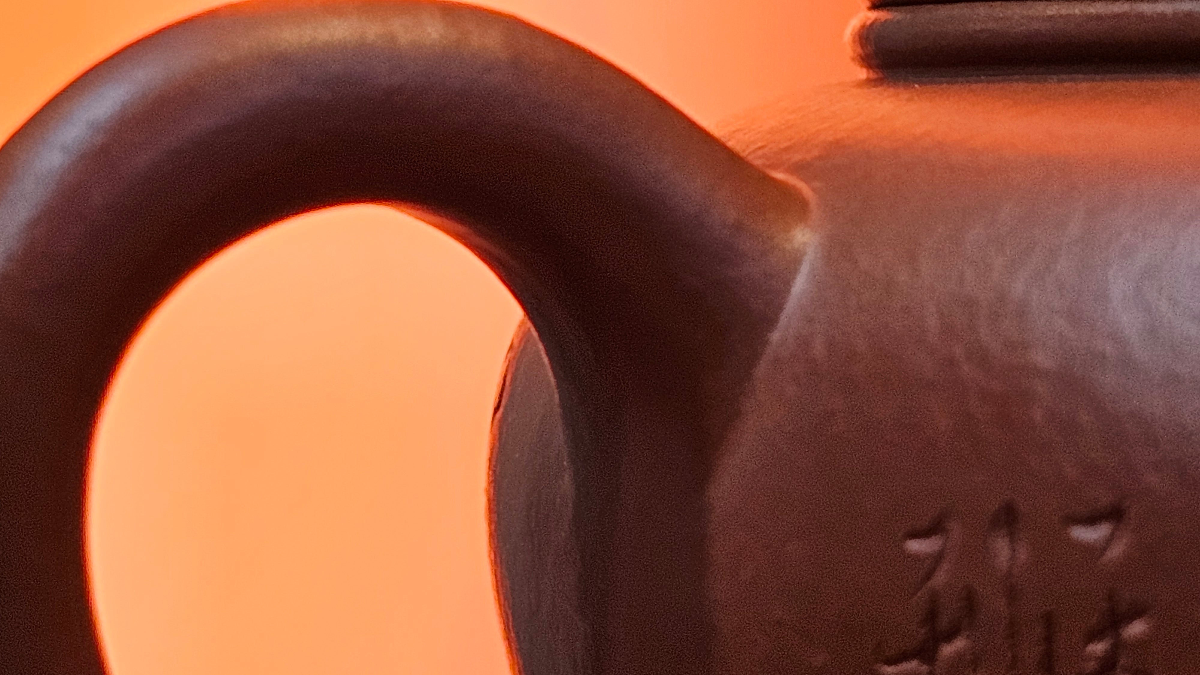 Shui Ping 水平, 150.5ml, Xiao Mei Yao Zhu Ni 小煤窑朱泥, by our Craftsman Chen Yue Fei 陈跃飞, Plum Blossoms Engraving by Craftsman Yi De Shu 一德书 ~!Congratulations to Mr A.C.! 1000hrs 7th Nov 2025, Seattle! WA!