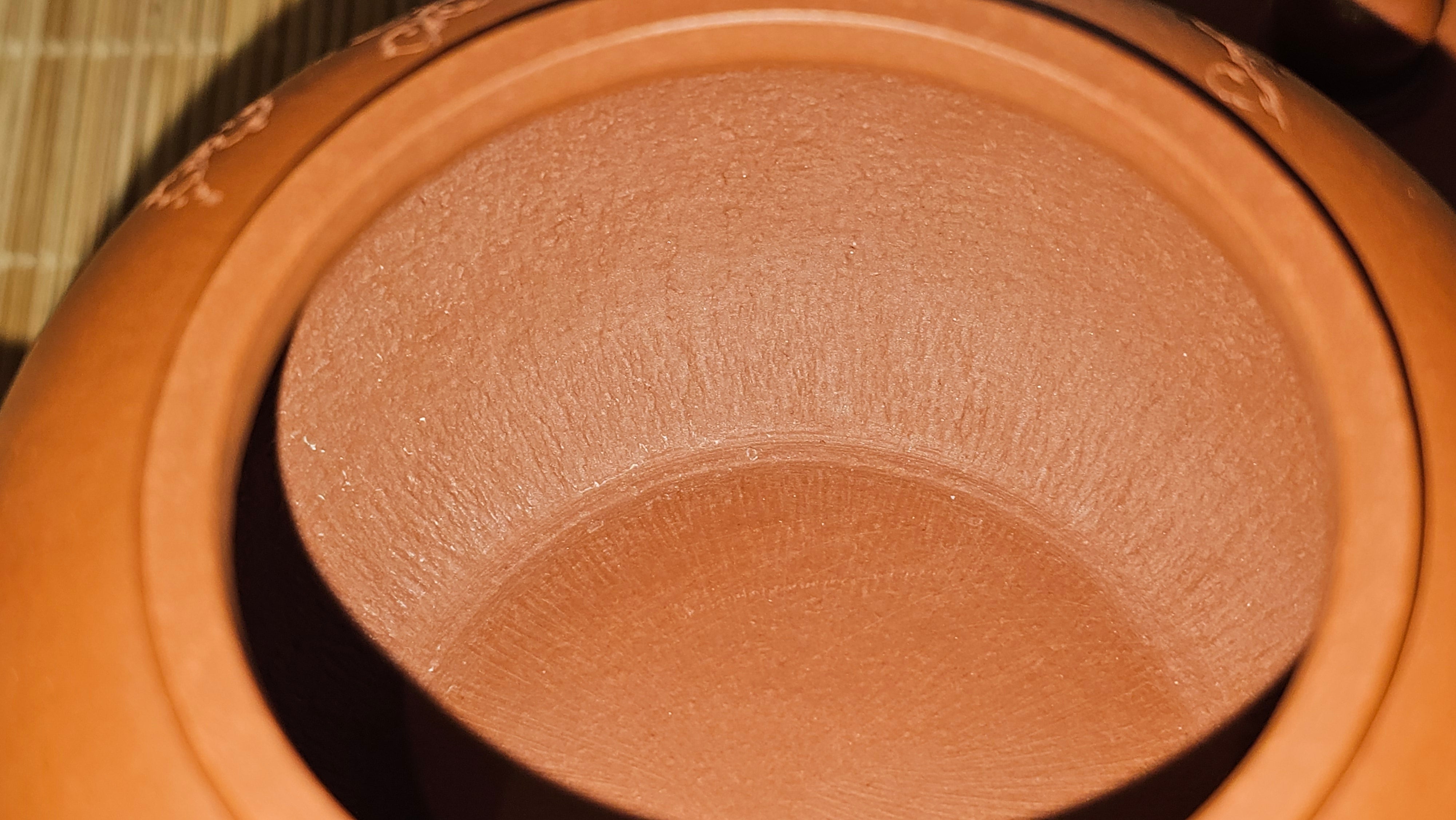 Shui Ping 水平, 150.5ml, Xiao Mei Yao Zhu Ni 小煤窑朱泥, by our Craftsman Chen Yue Fei 陈跃飞, Plum Blossoms Engraving by Craftsman Yi De Shu 一德书 ~!Congratulations to Mr A.C.! 1000hrs 7th Nov 2025, Seattle! WA!