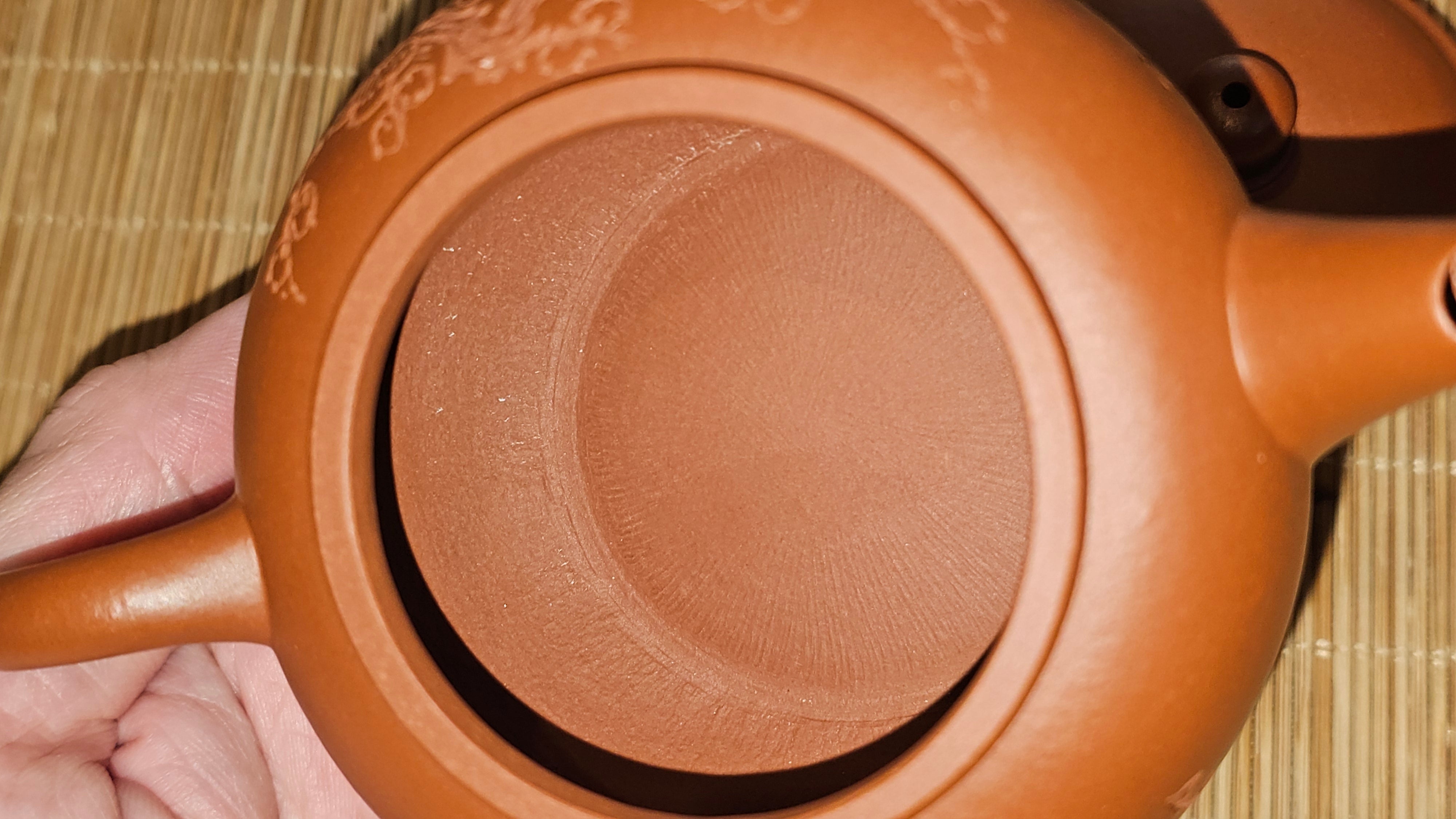 Shui Ping 水平, 150.5ml, Xiao Mei Yao Zhu Ni 小煤窑朱泥, by our Craftsman Chen Yue Fei 陈跃飞, Plum Blossoms Engraving by Craftsman Yi De Shu 一德书 ~!Congratulations to Mr A.C.! 1000hrs 7th Nov 2025, Seattle! WA!