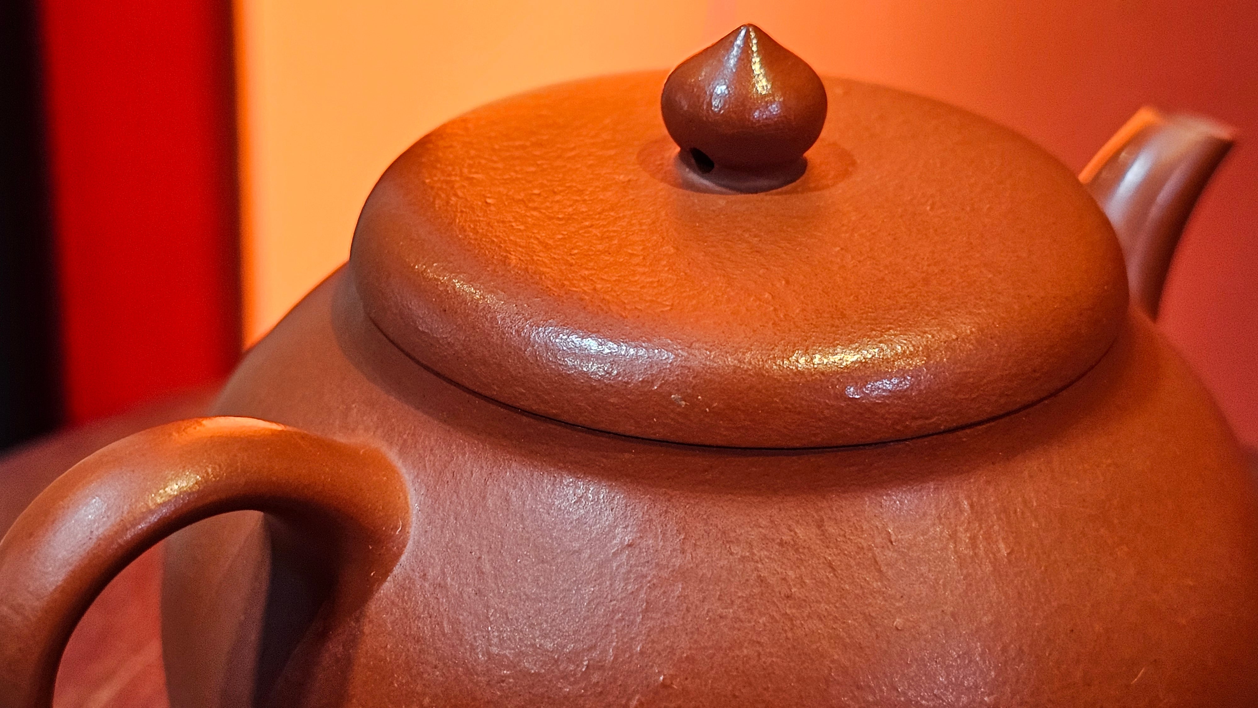 Yi Pin Hu, 178.5ml, Xiao Mei Yao Zhu Ni 小煤窑朱泥,  by Craftsman Chen Yue Fei 陈跃飞 ~!Congratulations to Ms M.P.! 2126hrs 1st Dec 2025, West Palm Beach! FL!